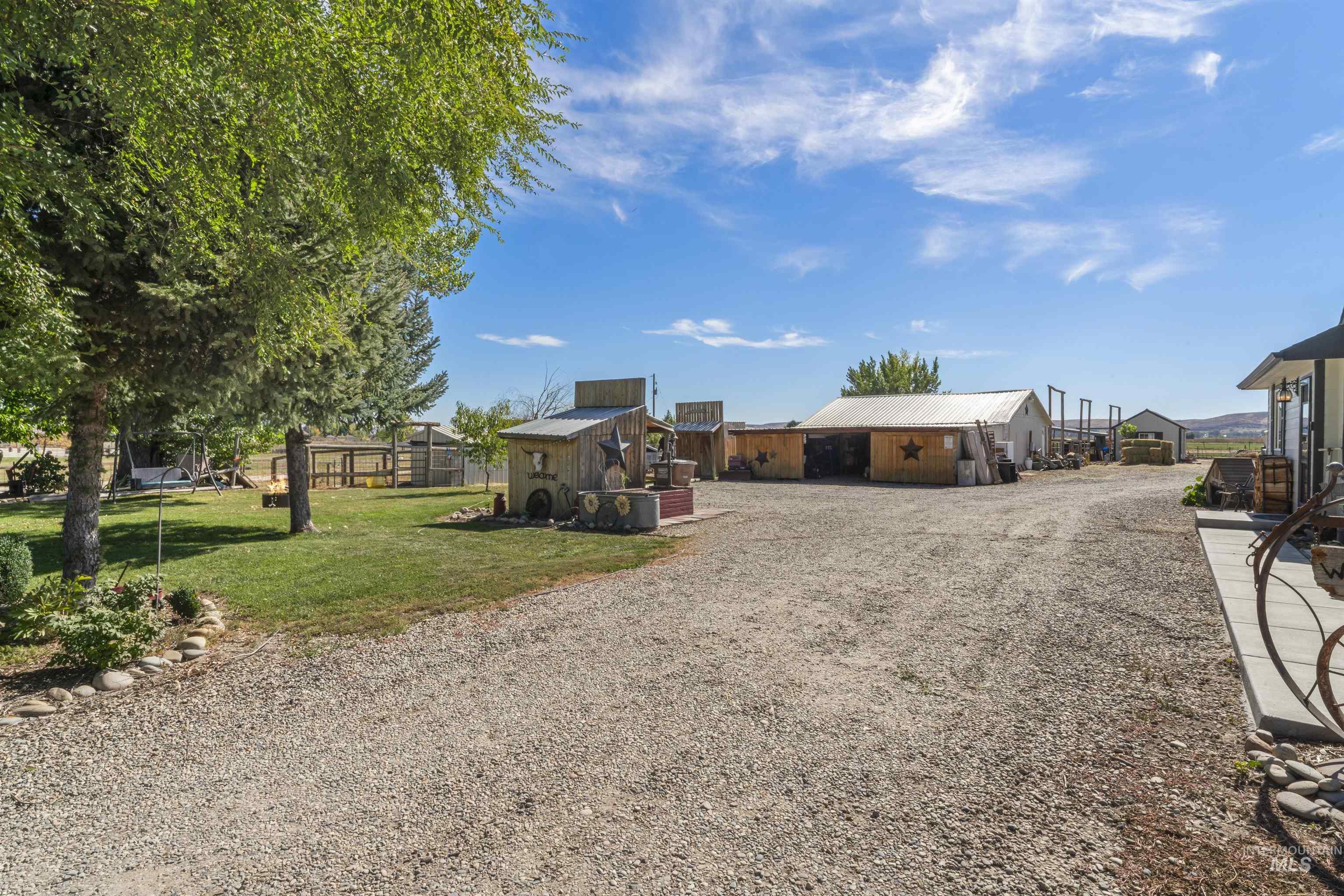 9221 Brill Road Property Photo 33