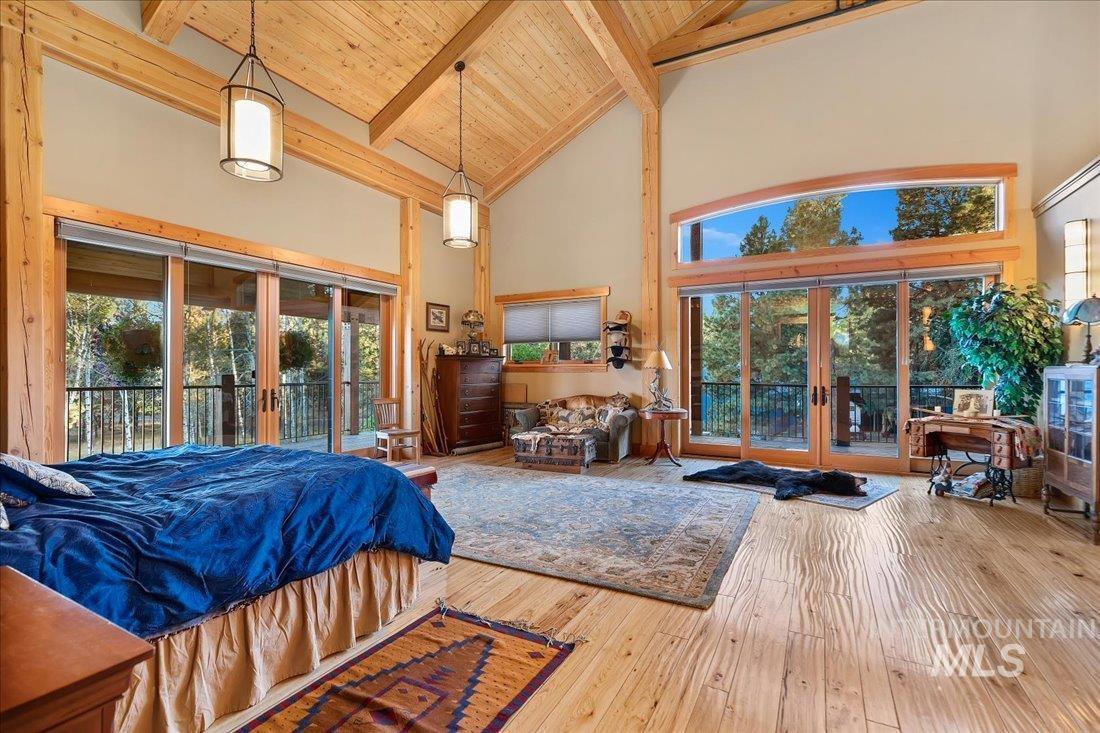62924 Wolf Creek Ln Property Photo 17