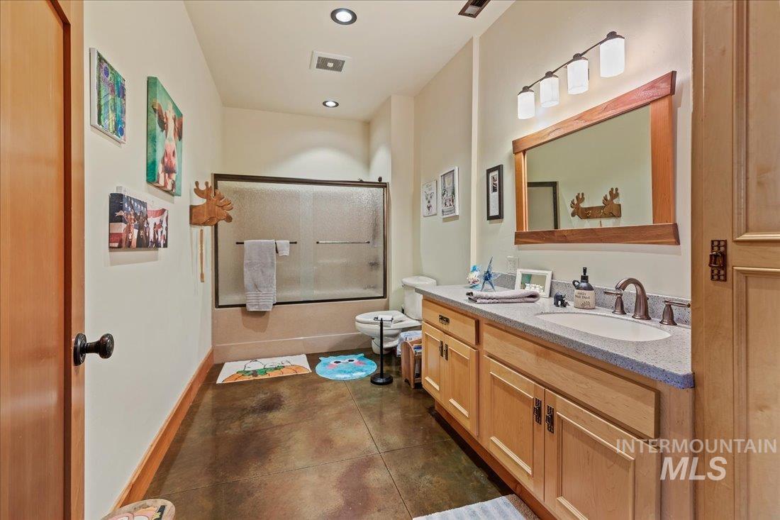 62924 Wolf Creek Ln Property Photo 23