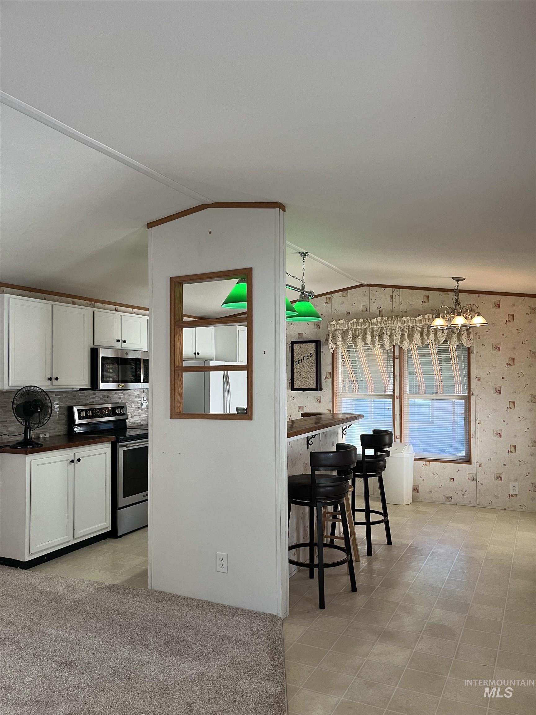 7822 W Manassas Lane Property Photo 7