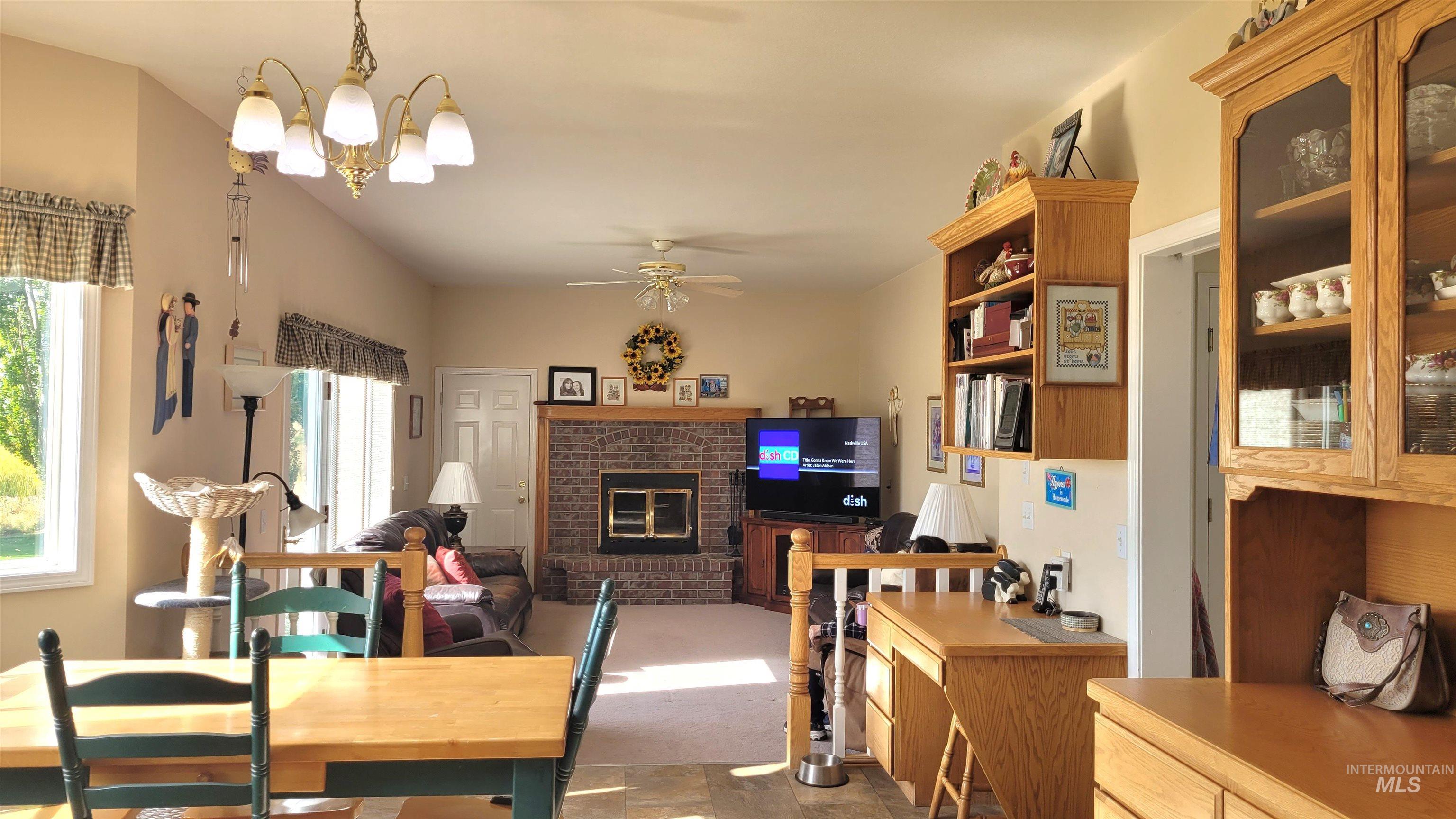 426 S 750 W Property Photo 18