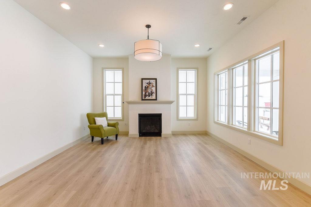 1580 Picotee Circle Property Photo 8