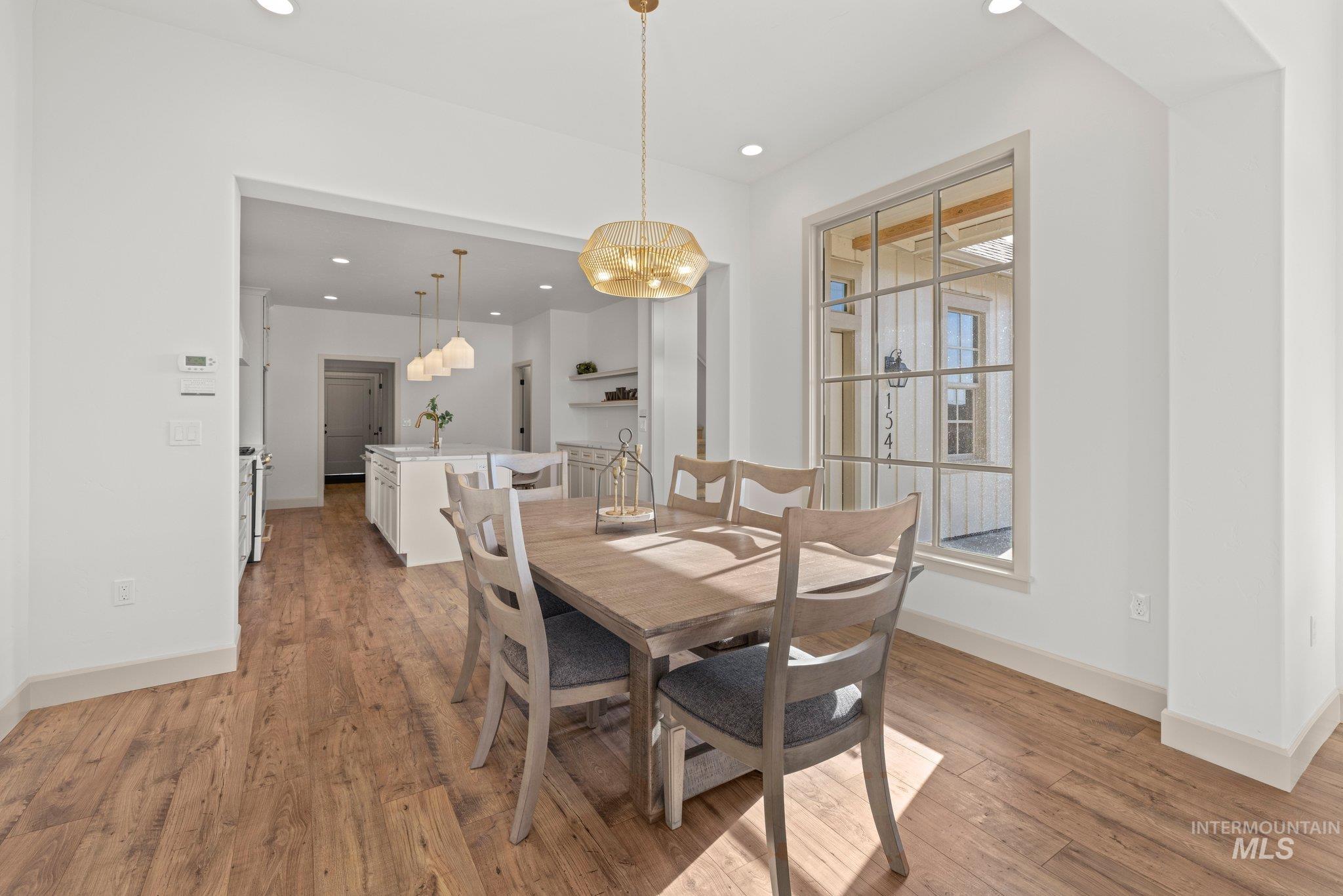 1544 Picotee Circle Property Photo 4