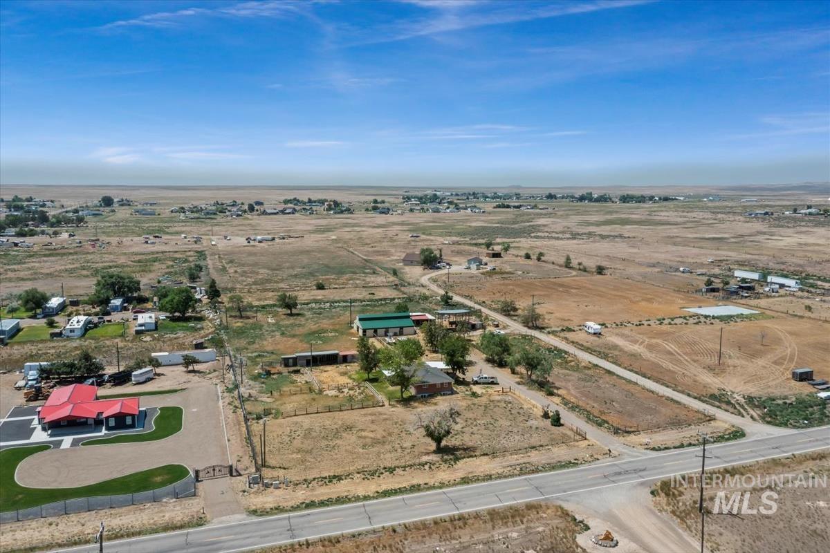1325 Hwy 51 Property Photo 1