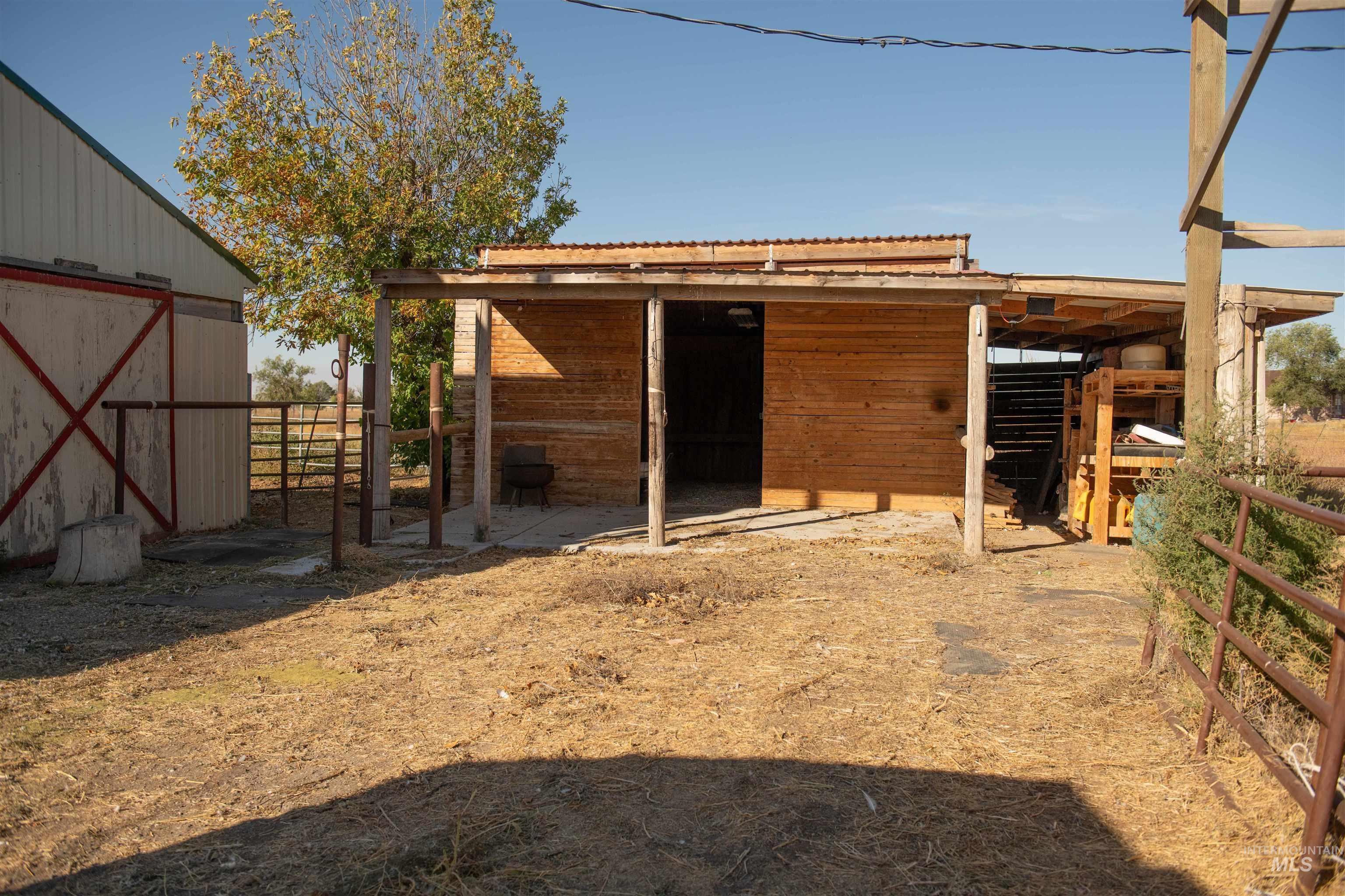 1325 Hwy 51 Property Photo 43