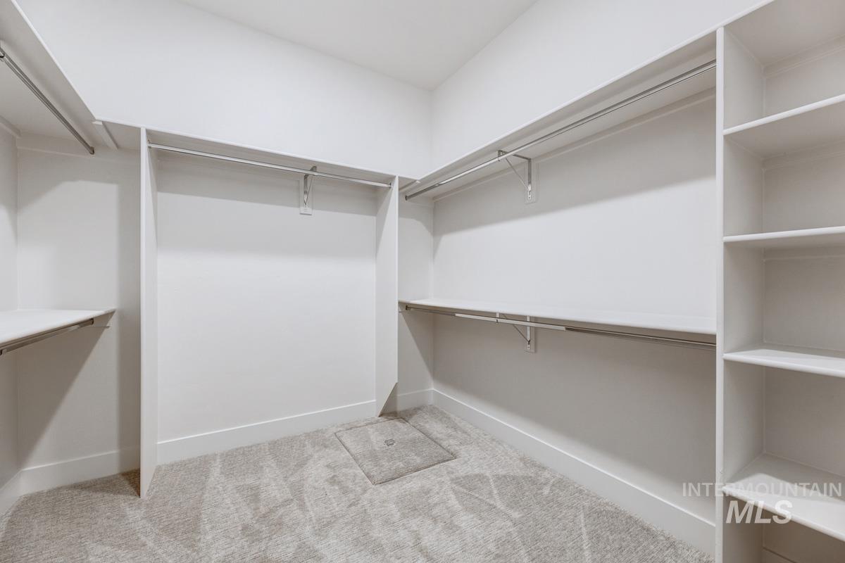 7407 W Diamond Lake Dr. Property Photo 20