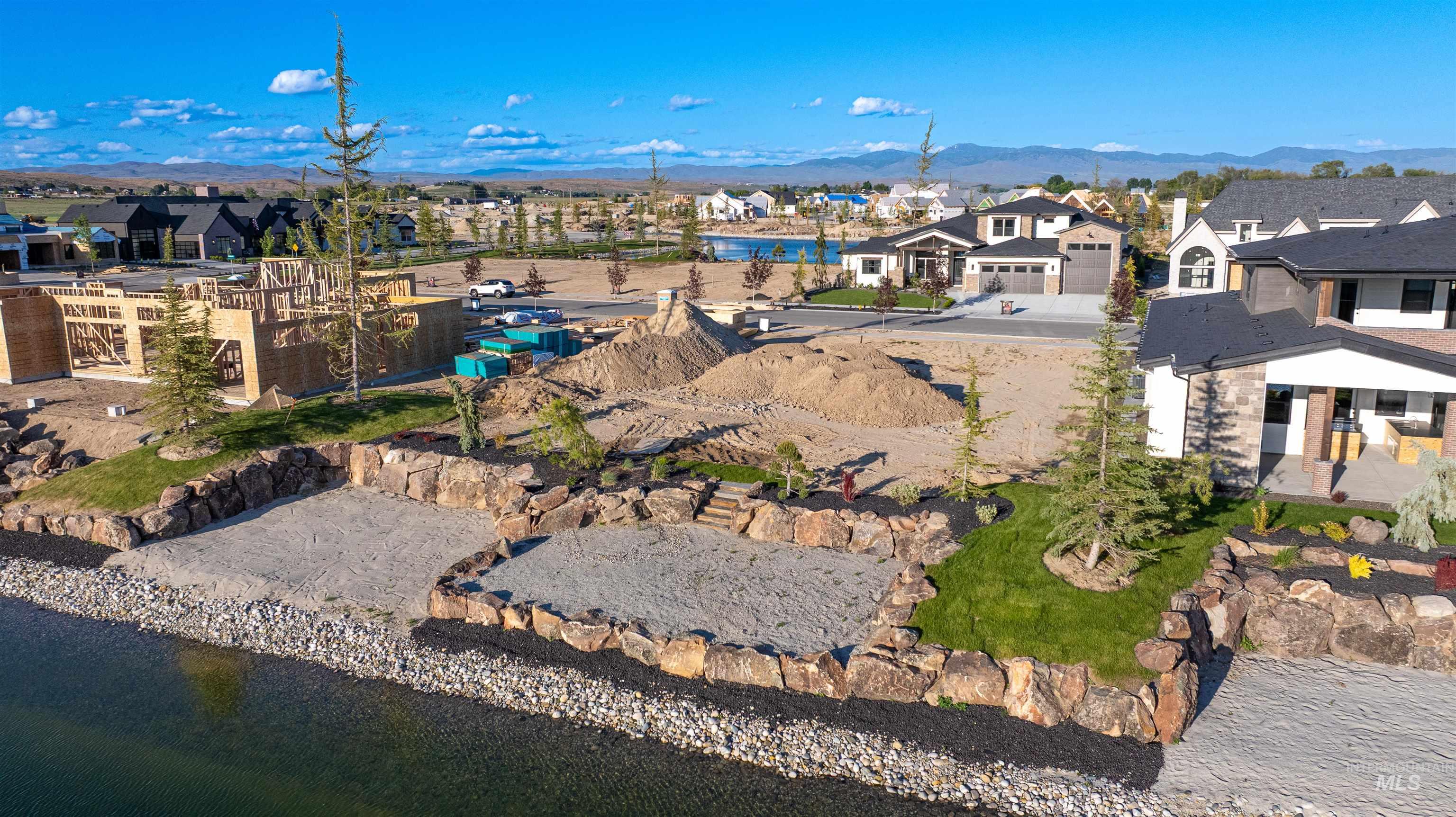 3427 N Hardwick Ave. Property Photo 6