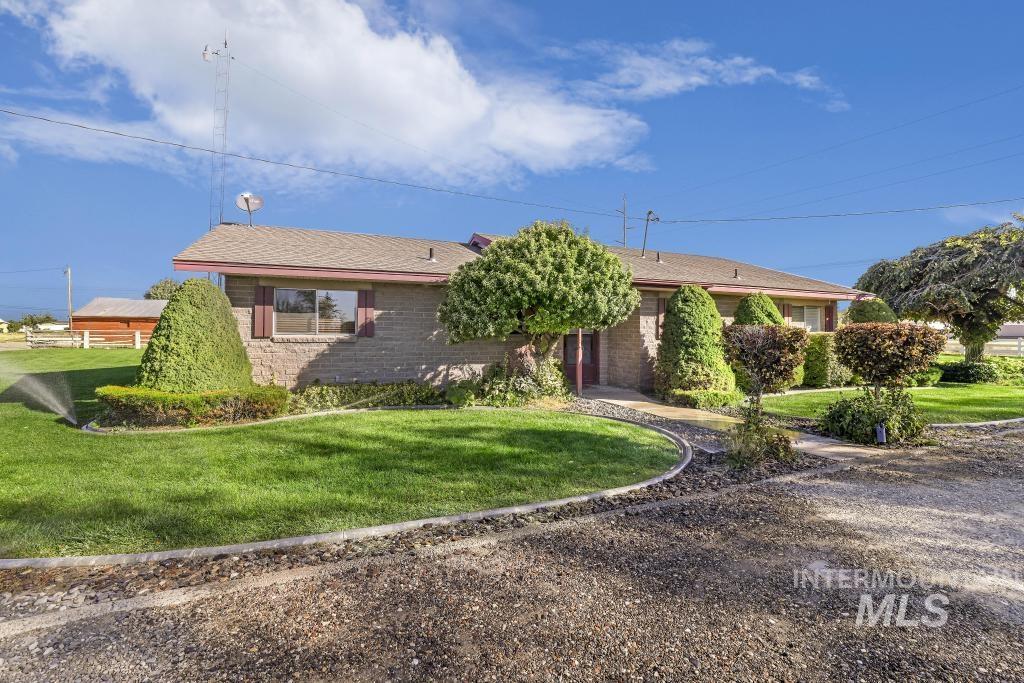 1664 Washington Property Photo
