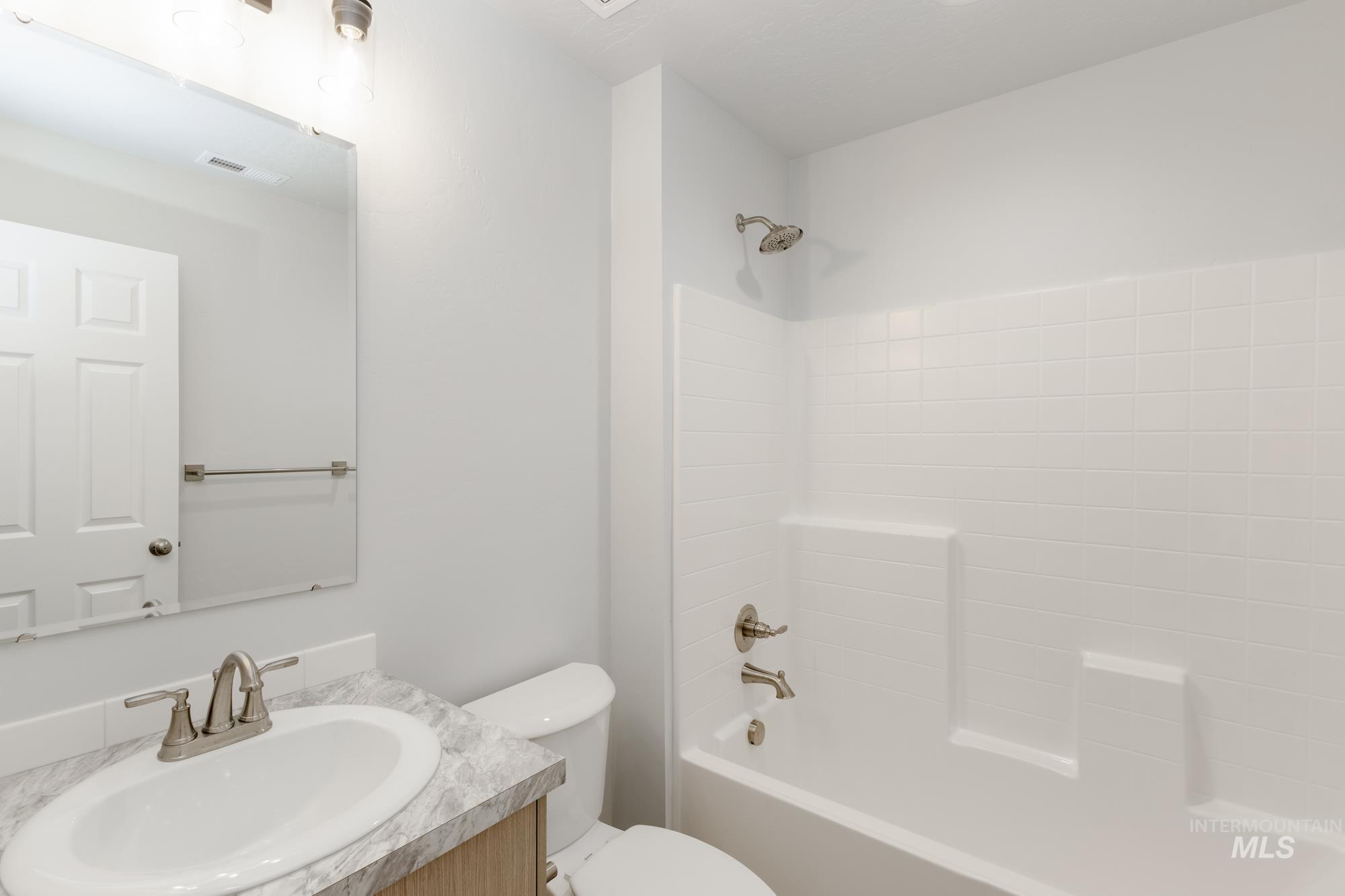 873 W Jasper St Property Photo 17
