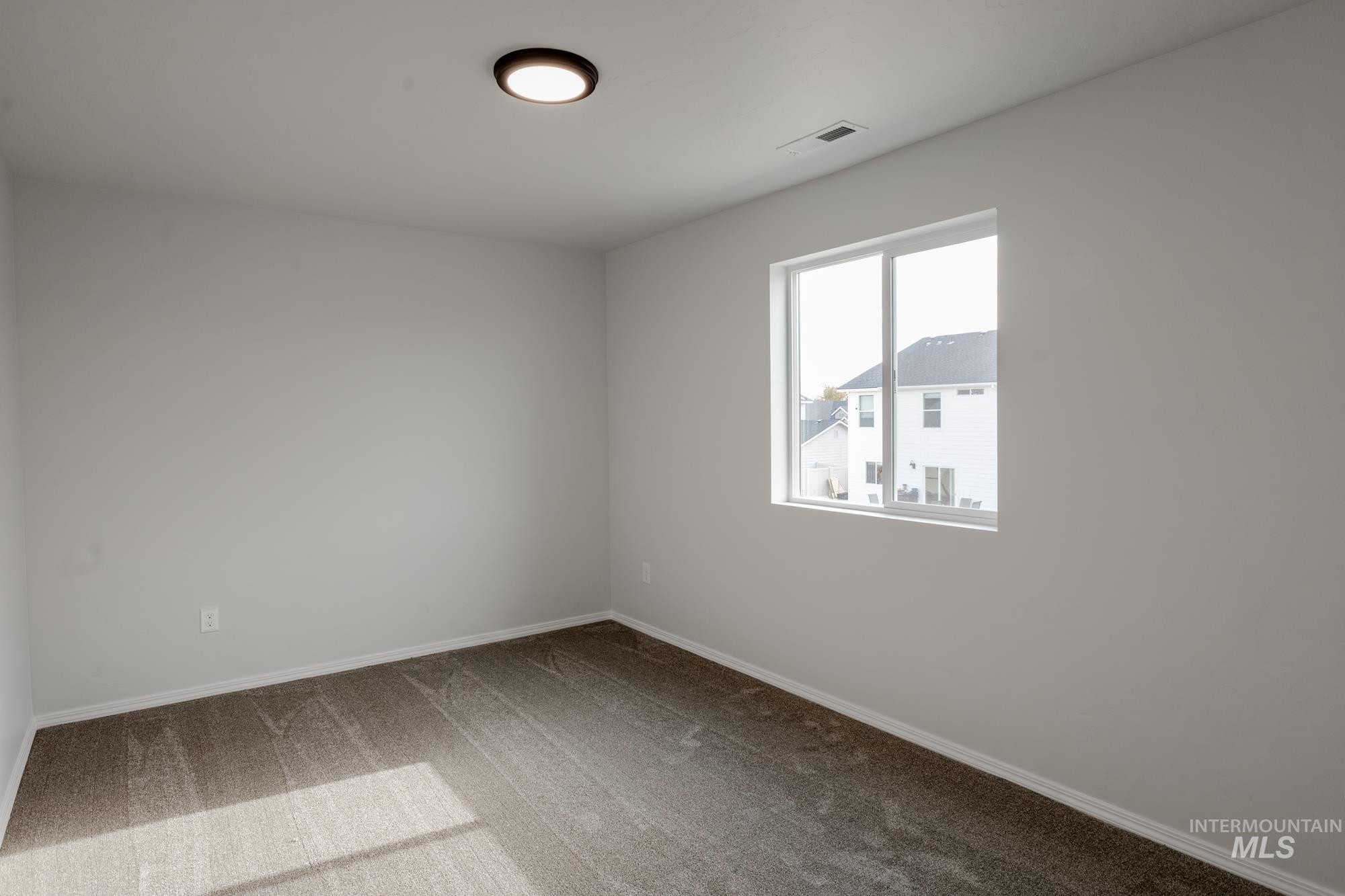 663 W Screech Owl Dr Property Photo 10