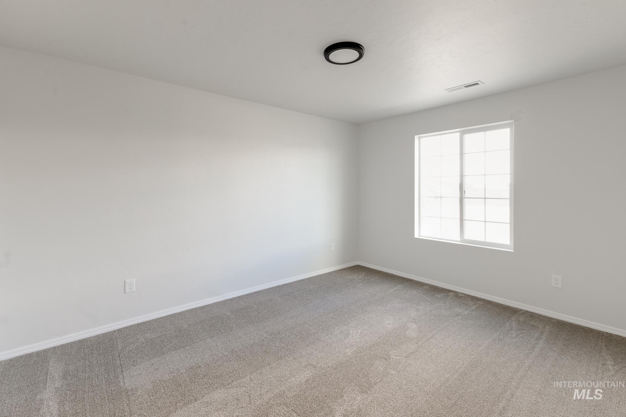 663 W Screech Owl Dr Property Photo 14