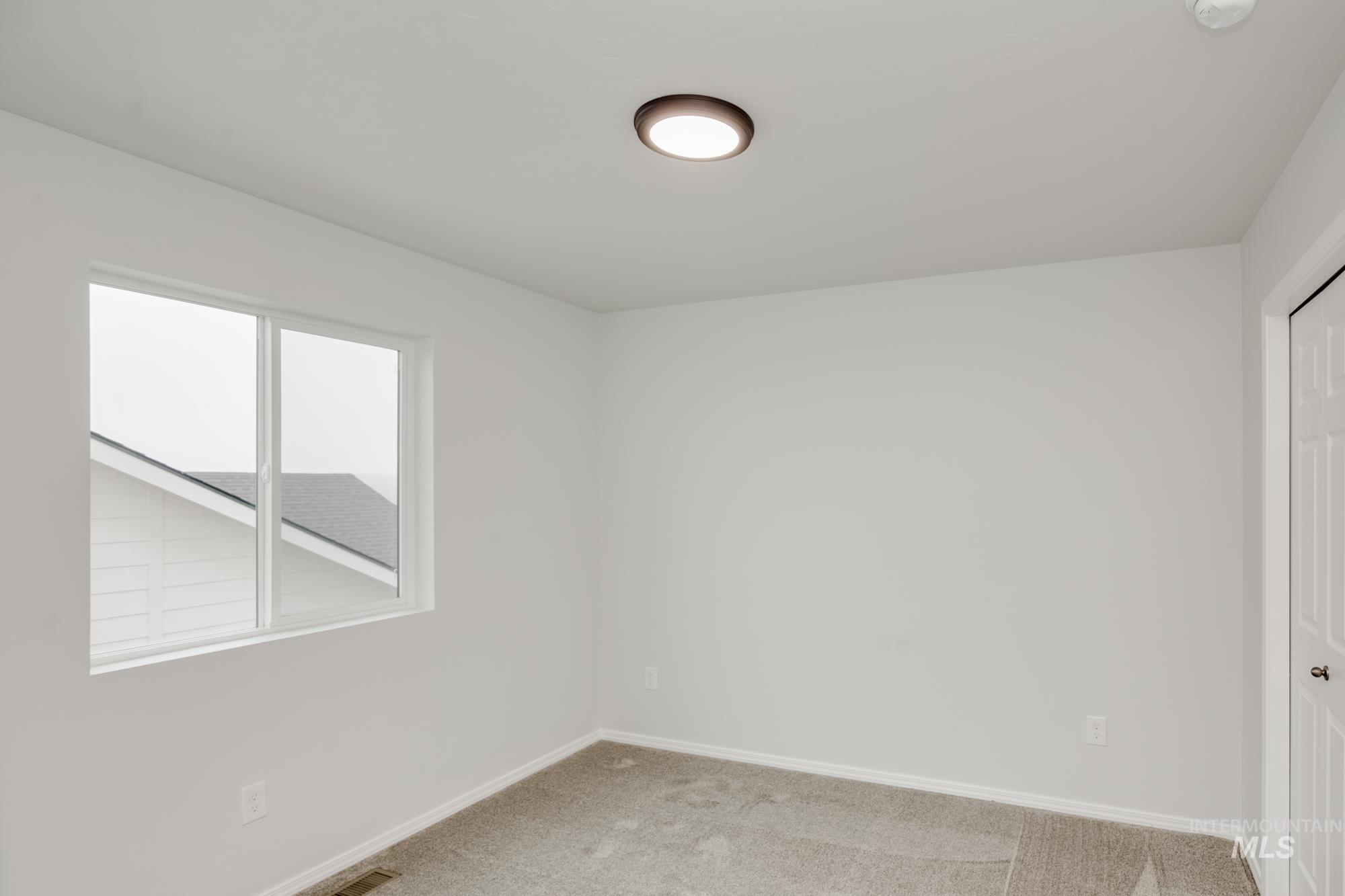 2219 W Cascara St Property Photo 16