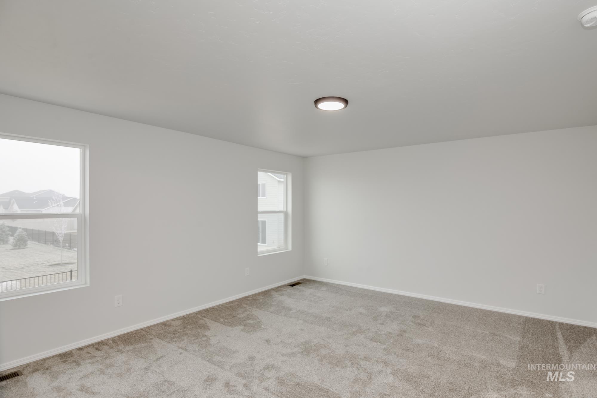 2219 W Cascara St Property Photo 17