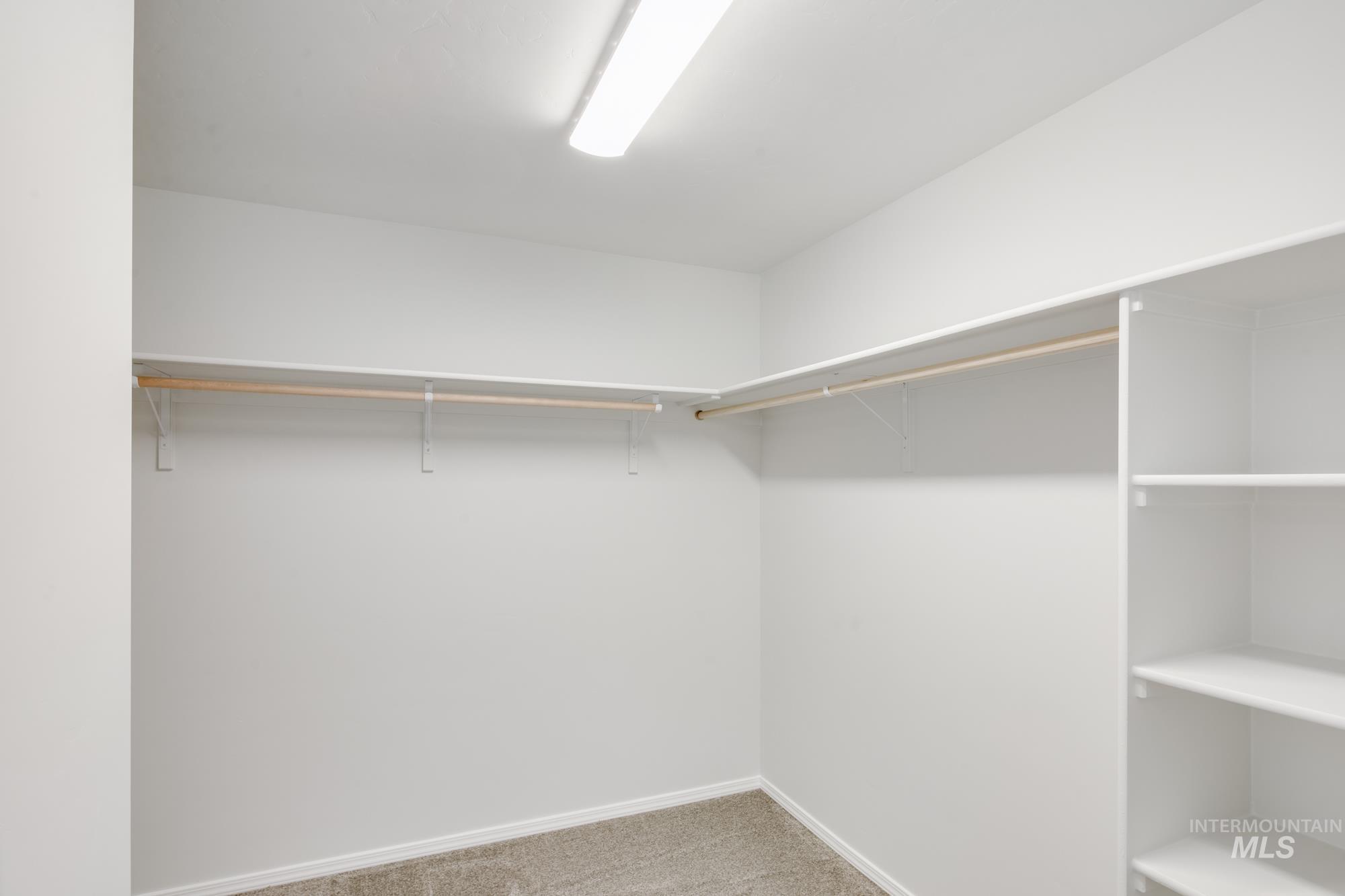 2219 W Cascara St Property Photo 20