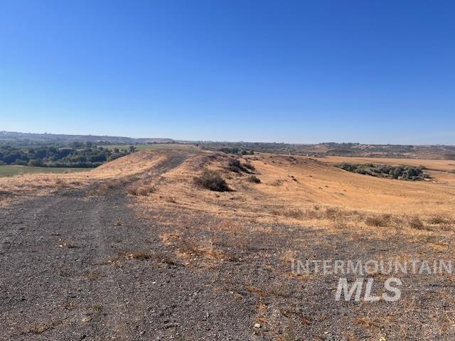 4504 Snake River Mesa Rd Property Photo 2