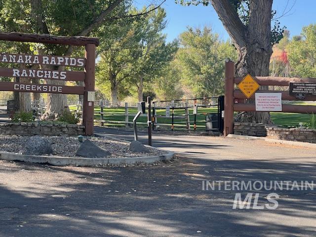 4504 Snake River Mesa Rd Property Photo 14