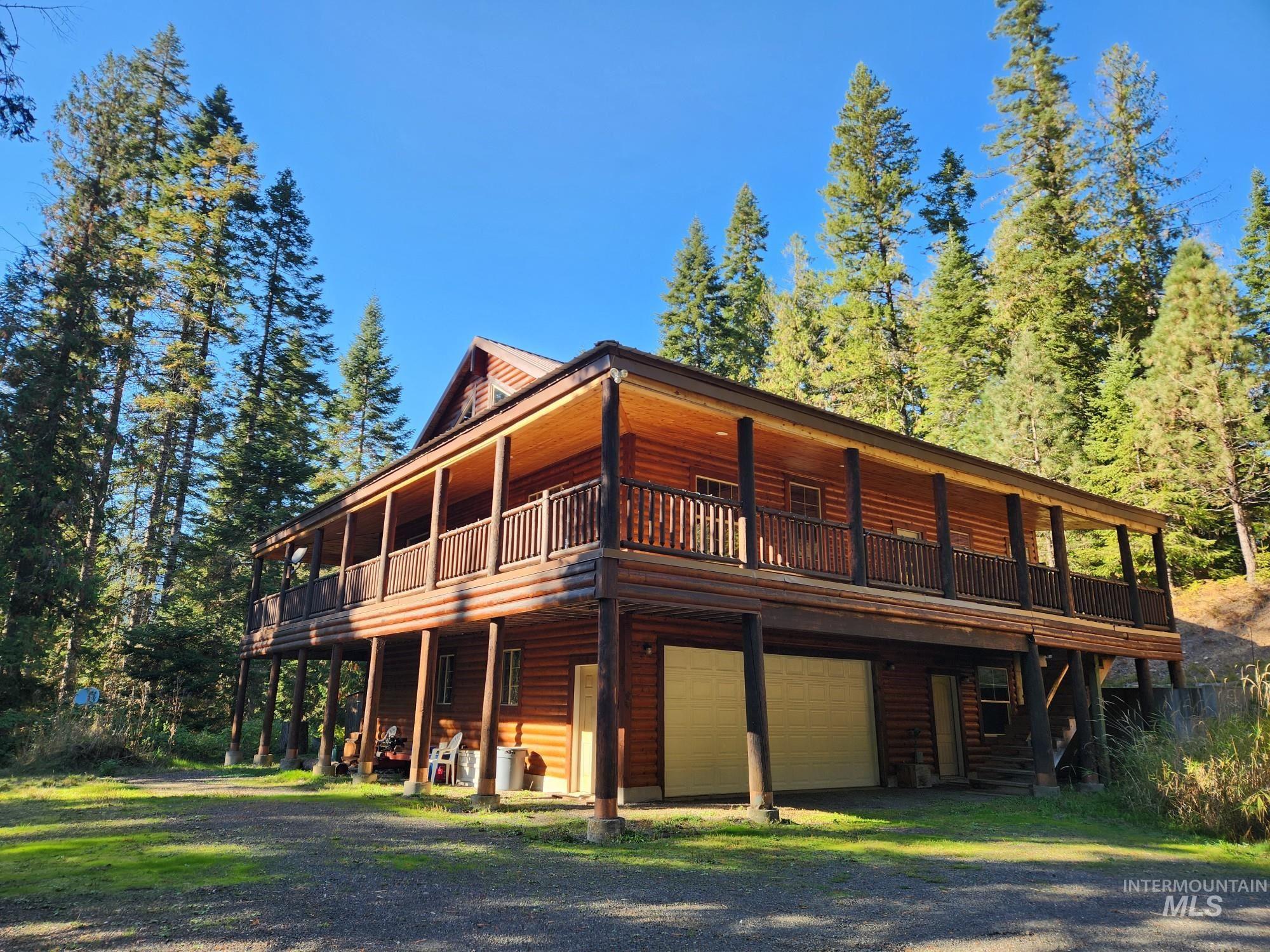211 Resort Rd Property Photo 1