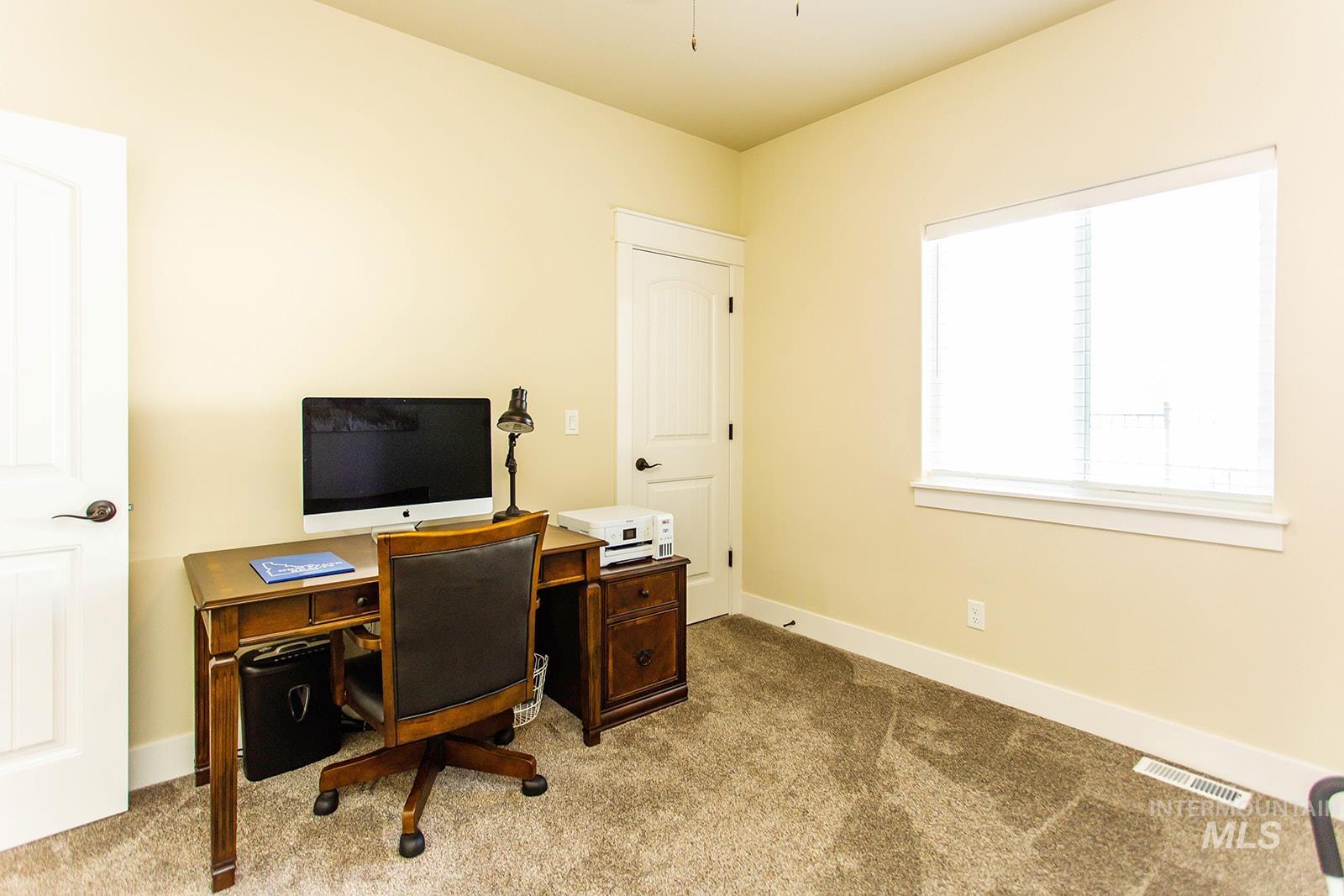 1529 Clear Creek Loop Property Photo 41