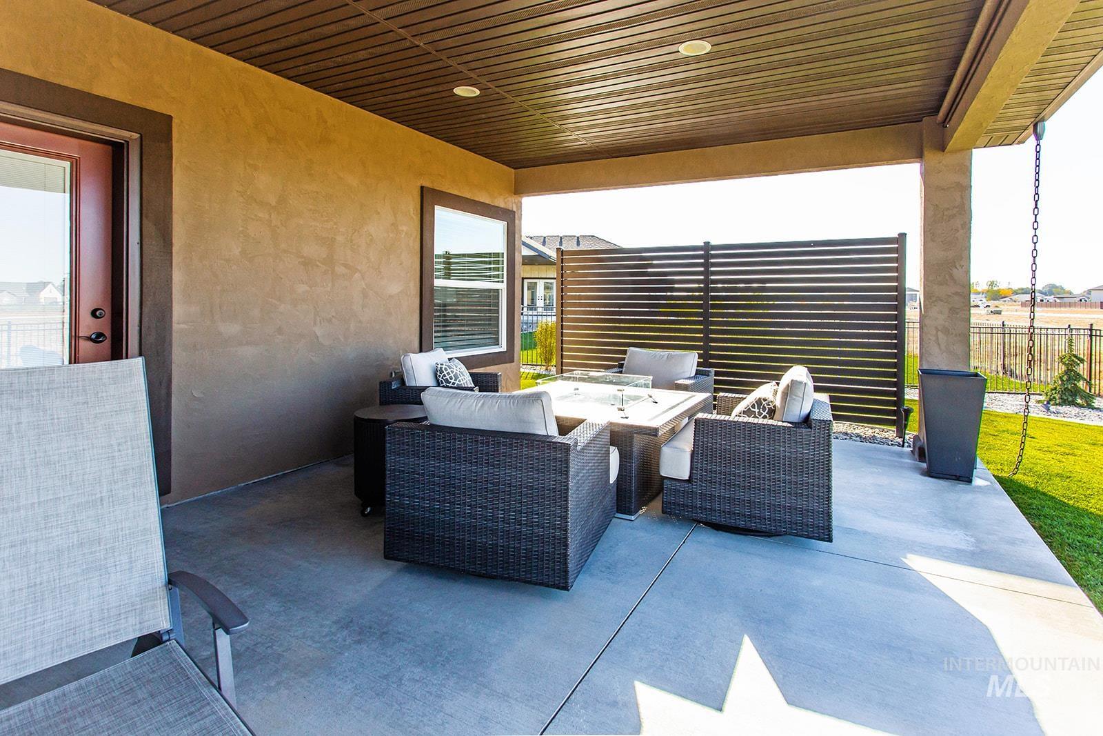 1529 Clear Creek Loop Property Photo 44