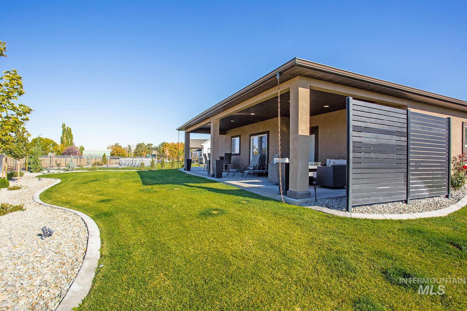 1529 Clear Creek Loop Property Photo 47