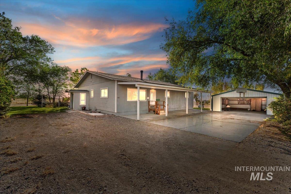4210 Sw Lark Drive Property Photo 1