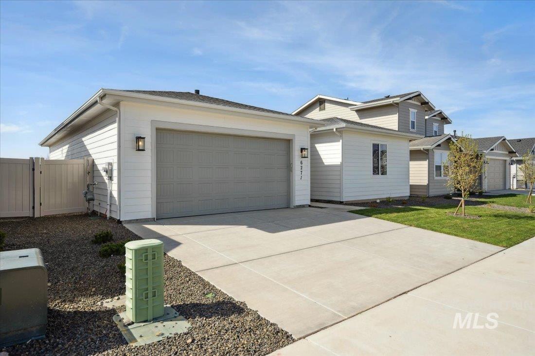 6271 W Pewter Point St Property Photo 3