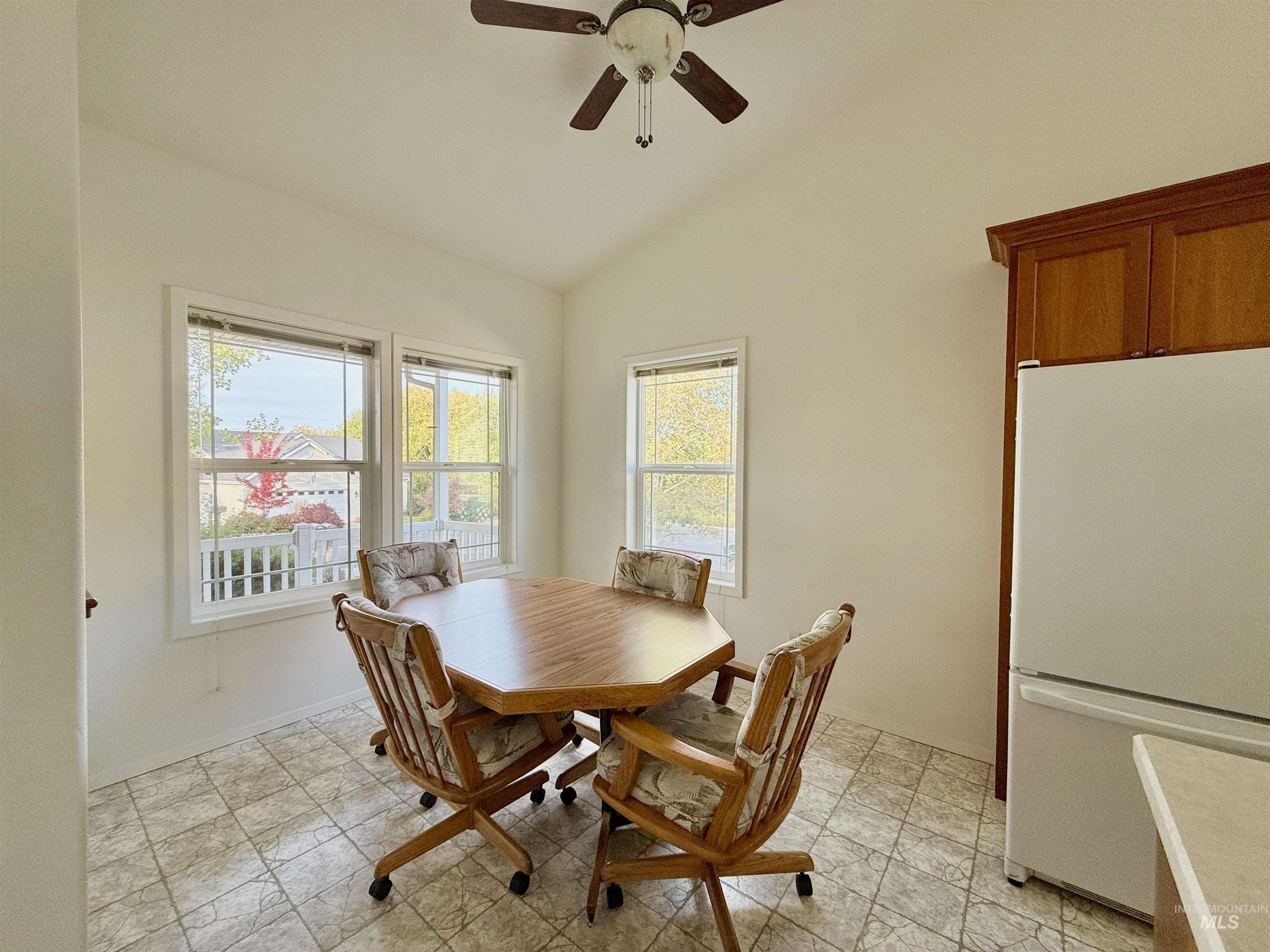 410 Aspen Lane Property Photo 5