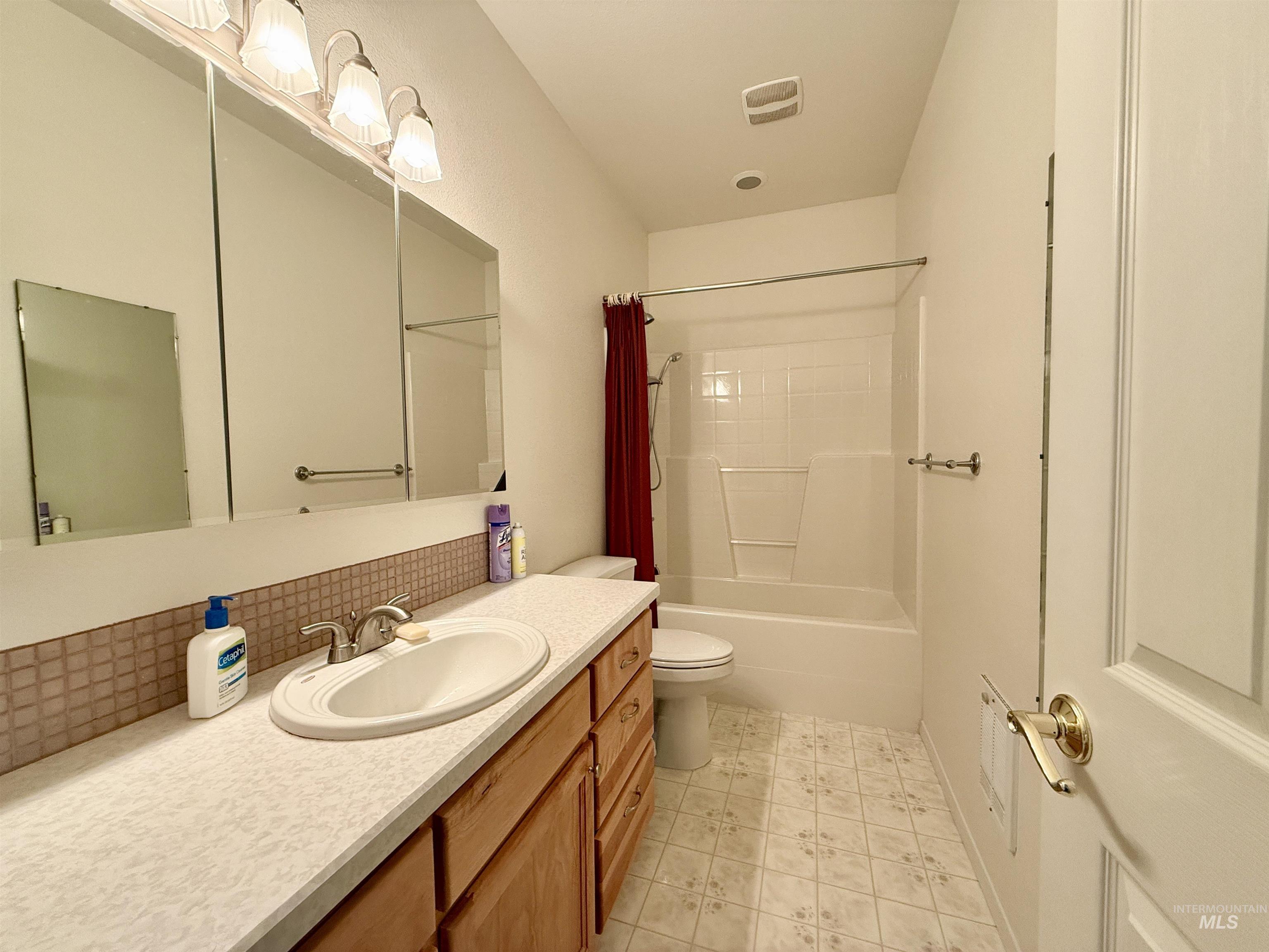 410 Aspen Lane Property Photo 17