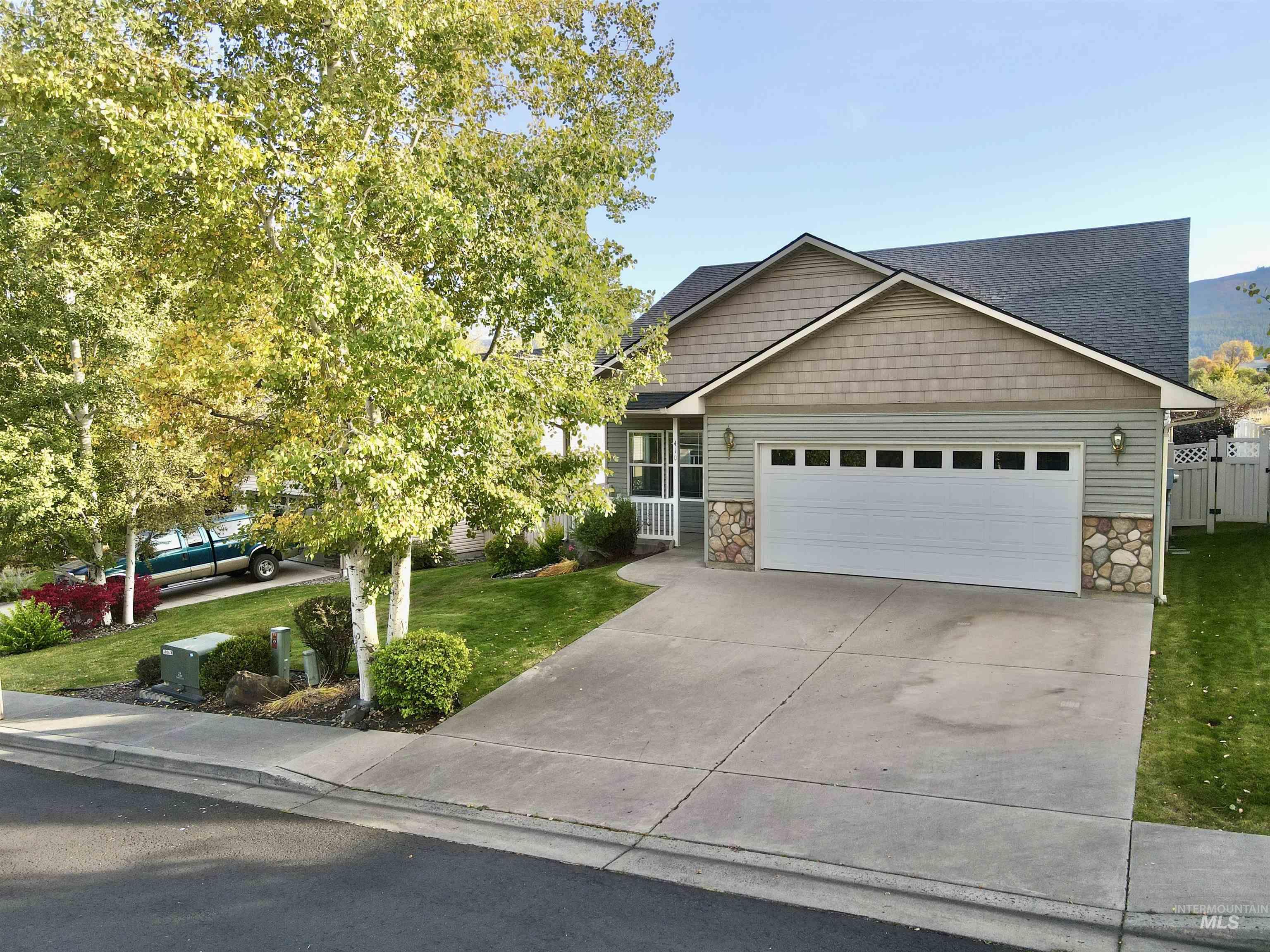 410 Aspen Lane Property Photo 25