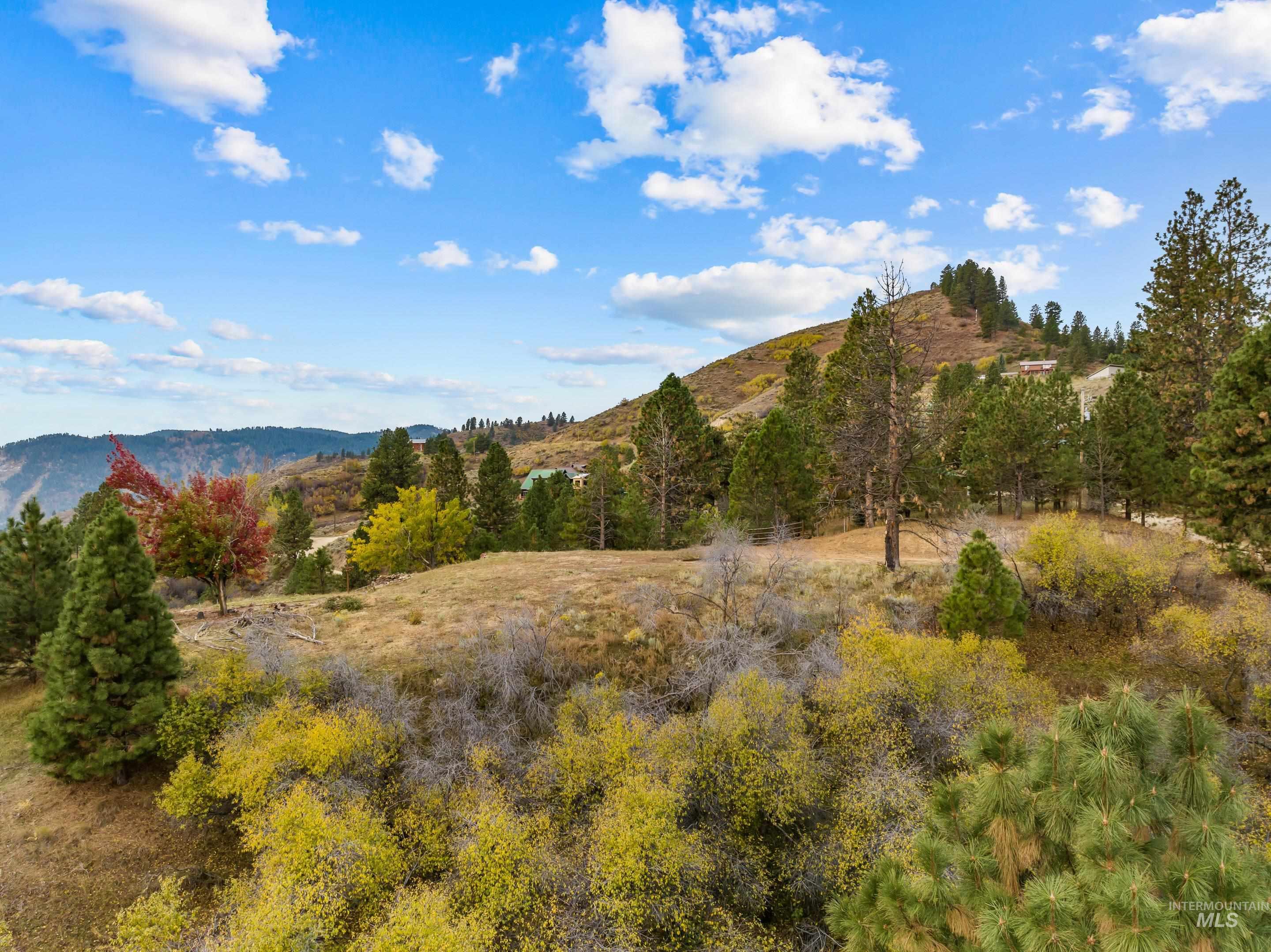 210 Evergreen Dr Property Photo 1