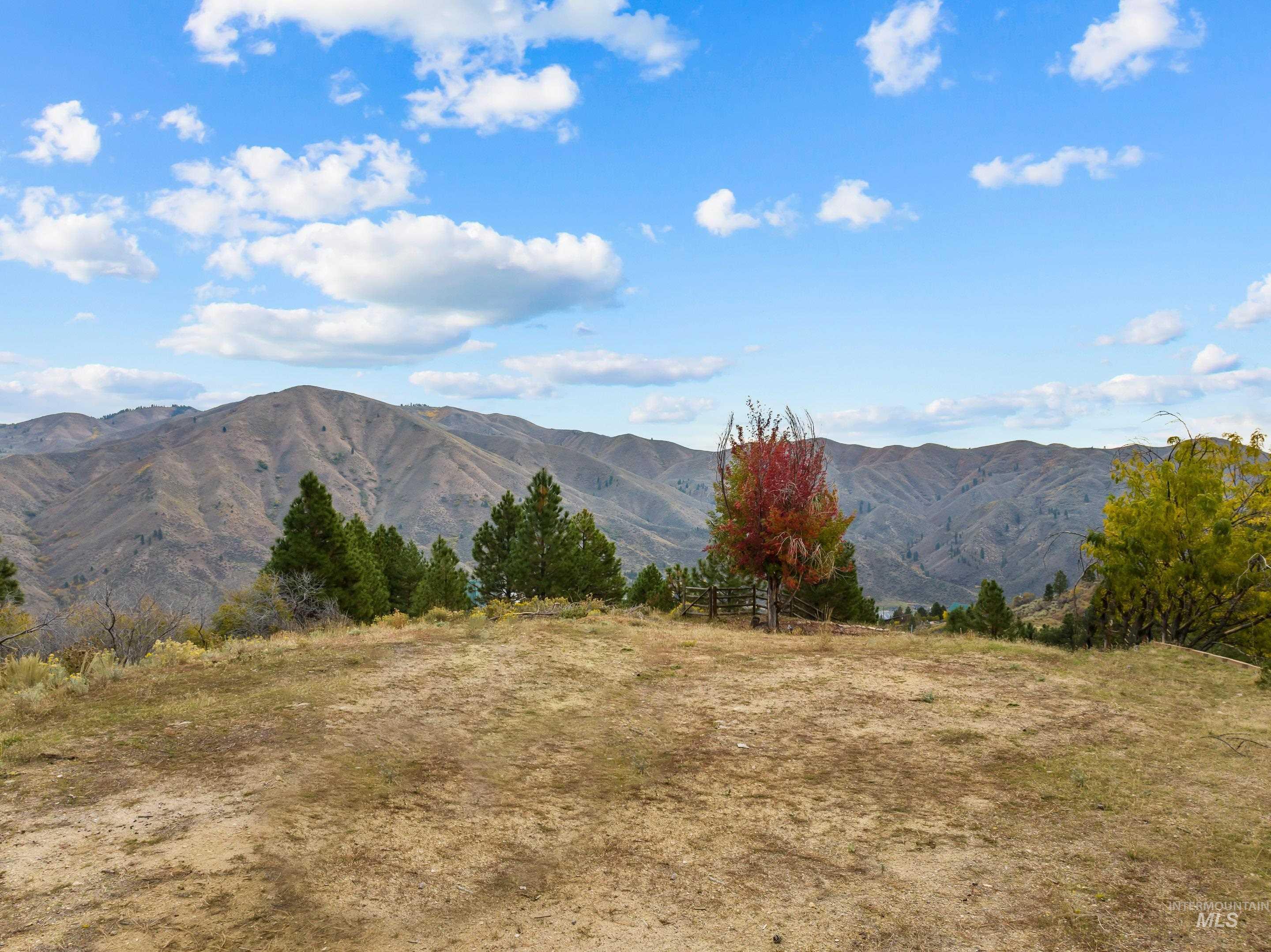 210 Evergreen Dr Property Photo 7