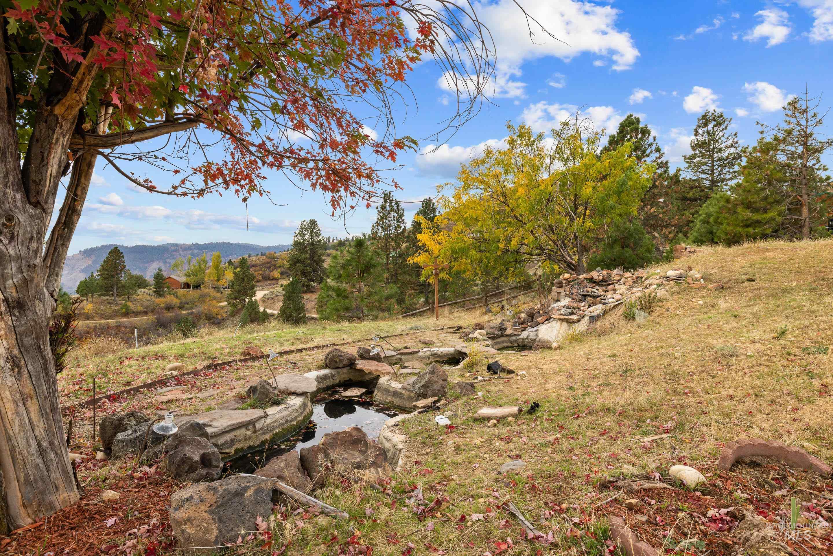 210 Evergreen Dr Property Photo 12