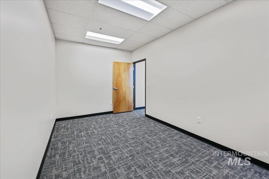 21917 Thorsten Ave Property Photo 14