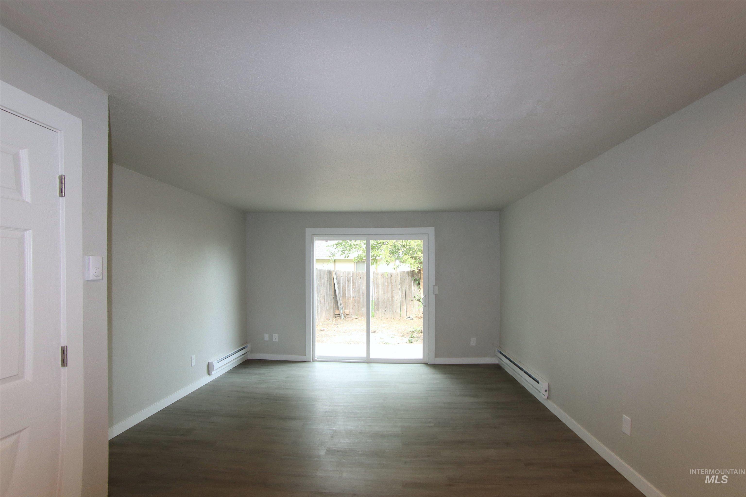 2427 Cherry St Property Photo 5