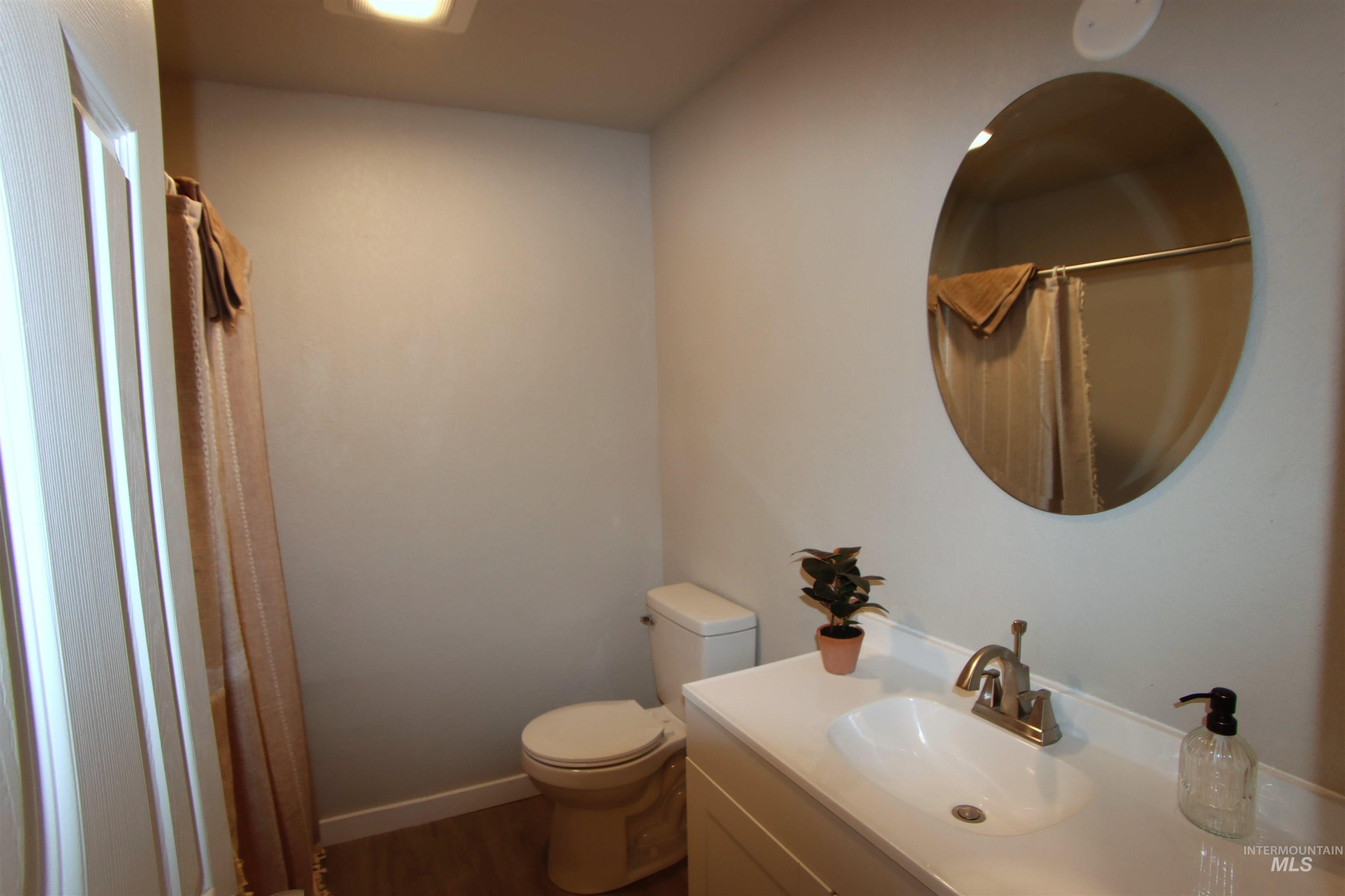 2427 Cherry St Property Photo 11
