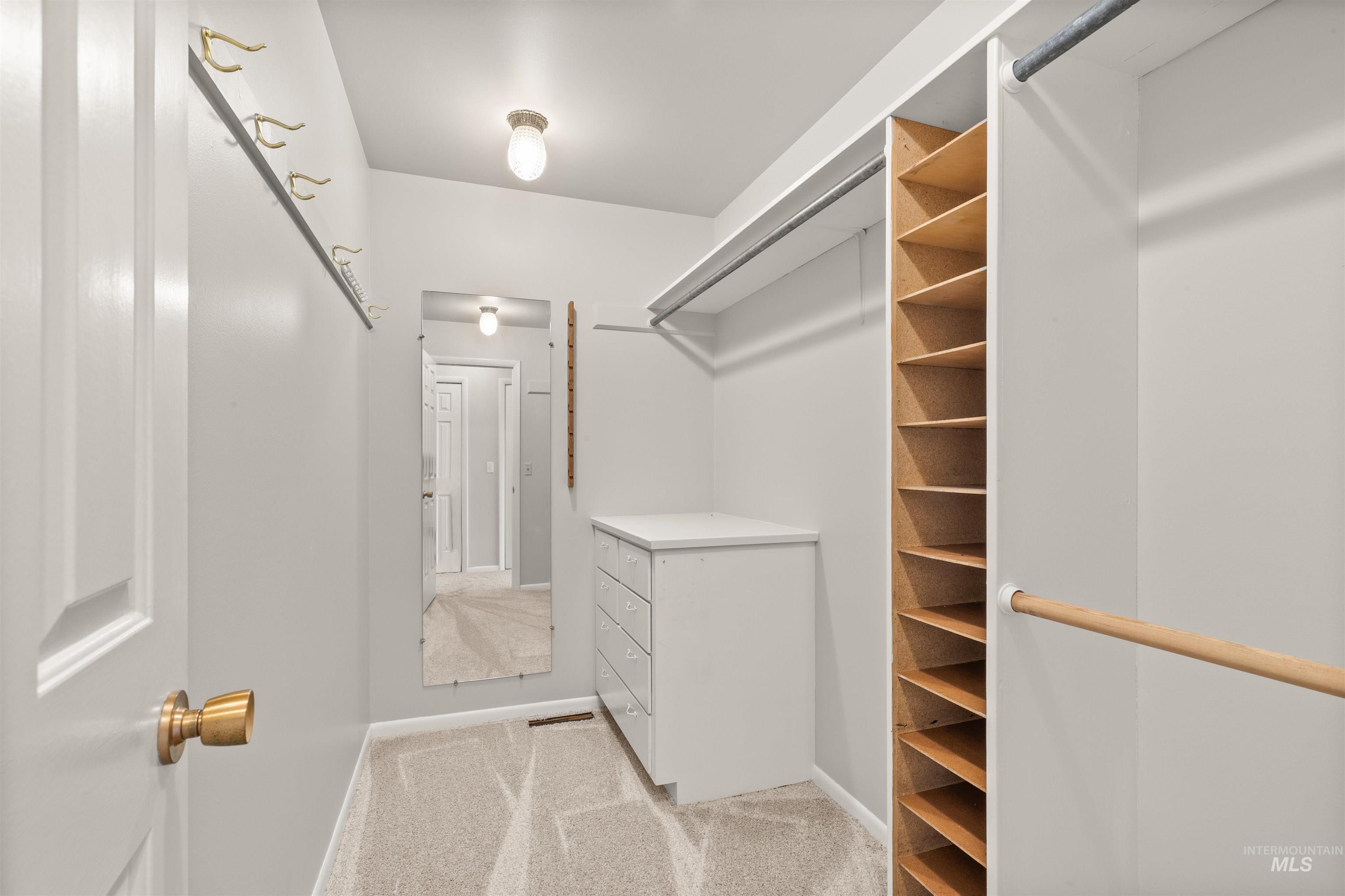 2956 Mayfair Ridge Property Photo 17