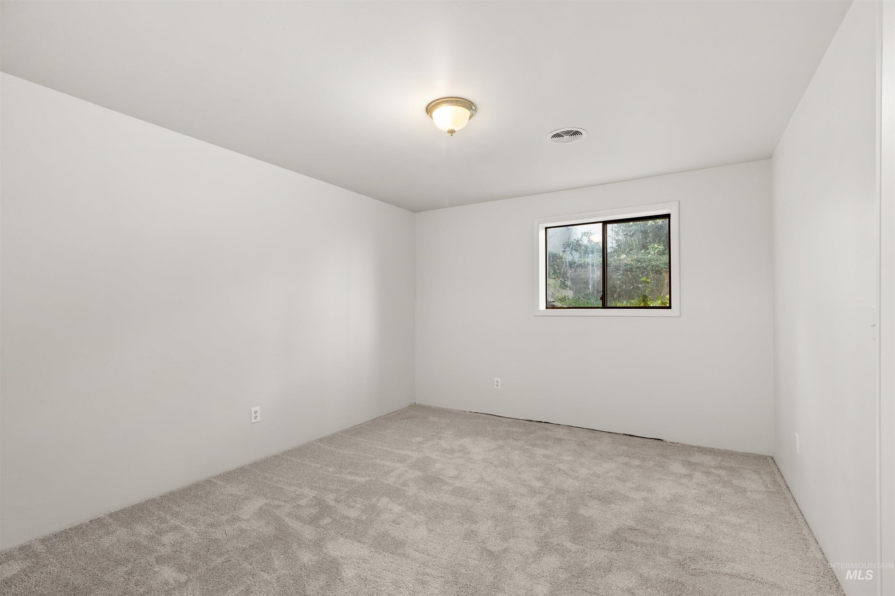 2956 Mayfair Ridge Property Photo 33