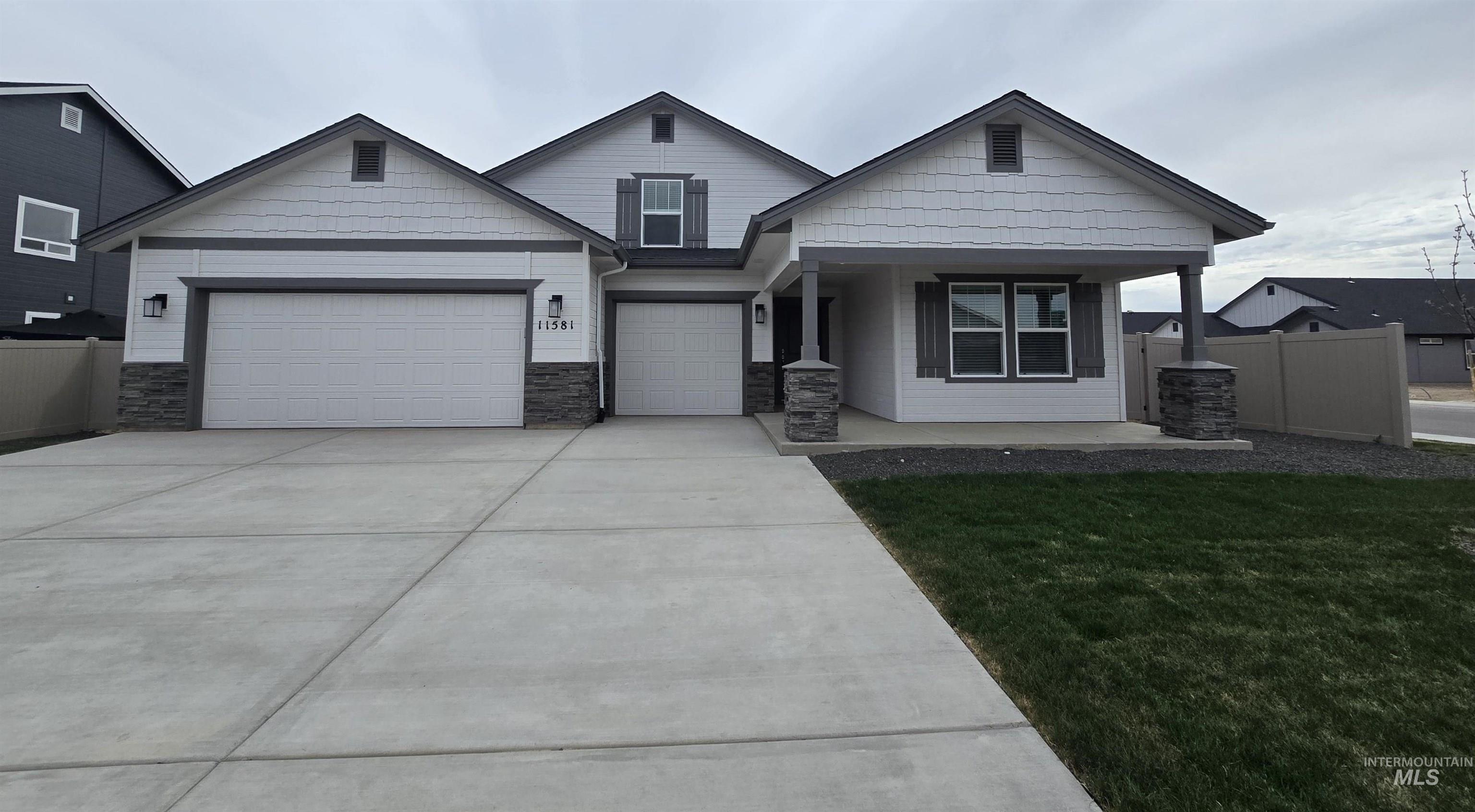 11581 W Trooper St. Property Photo