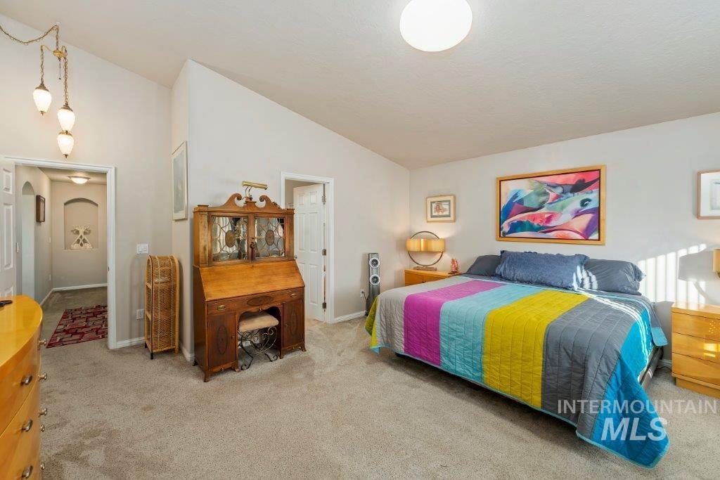 1118 Mcintosh St Property Photo 22