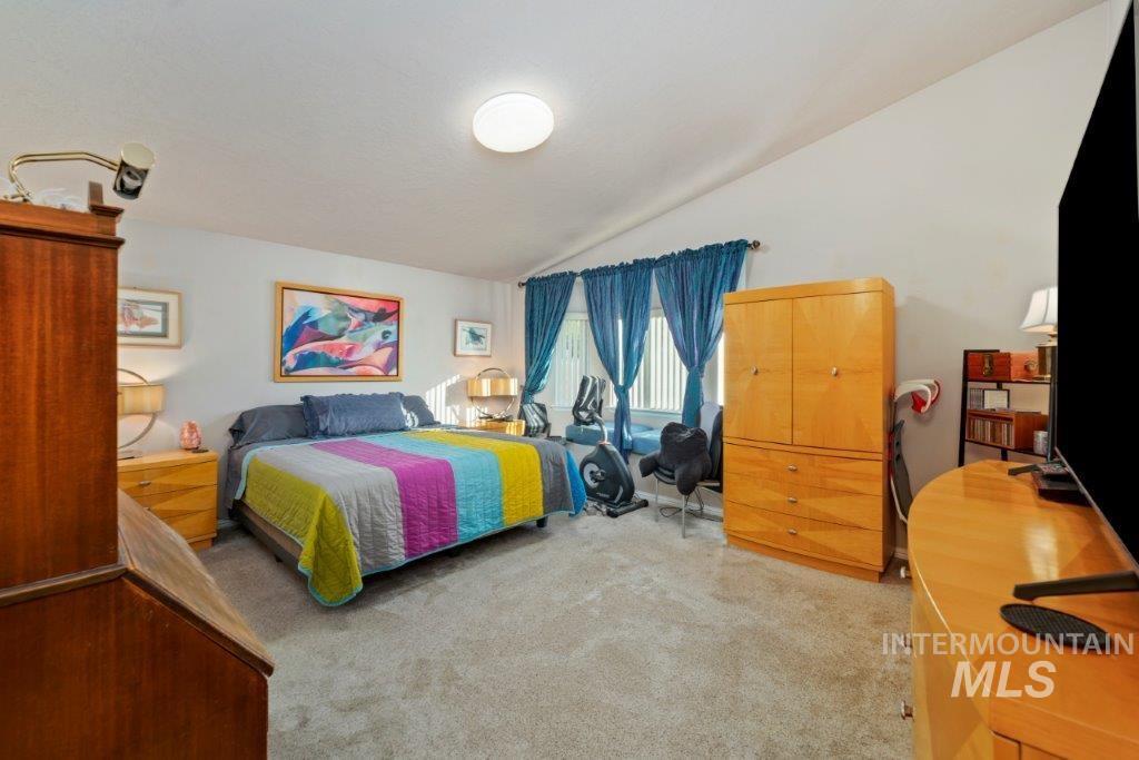 1118 Mcintosh St Property Photo 23