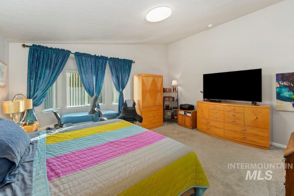 1118 Mcintosh St Property Photo 25