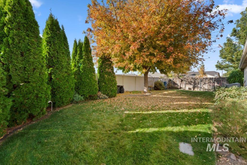 1118 Mcintosh St Property Photo 39