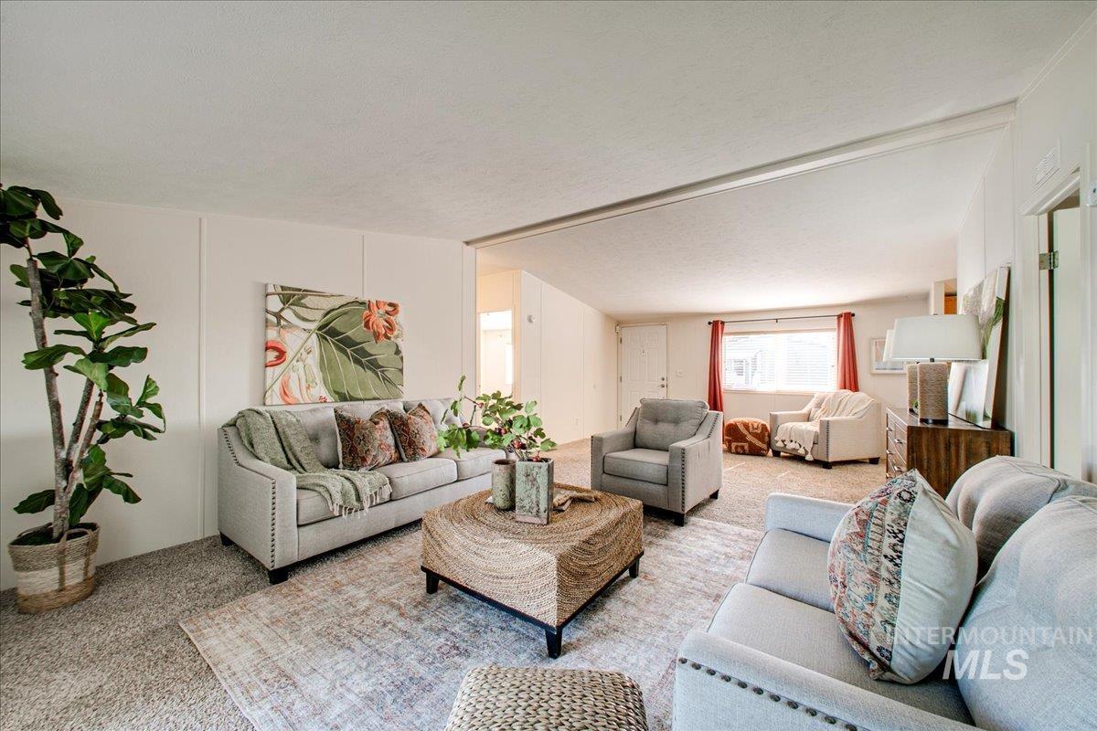 130 N Rainbow Dr. Property Photo