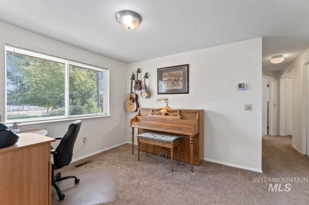 12247 Moss Lane Property Photo 12