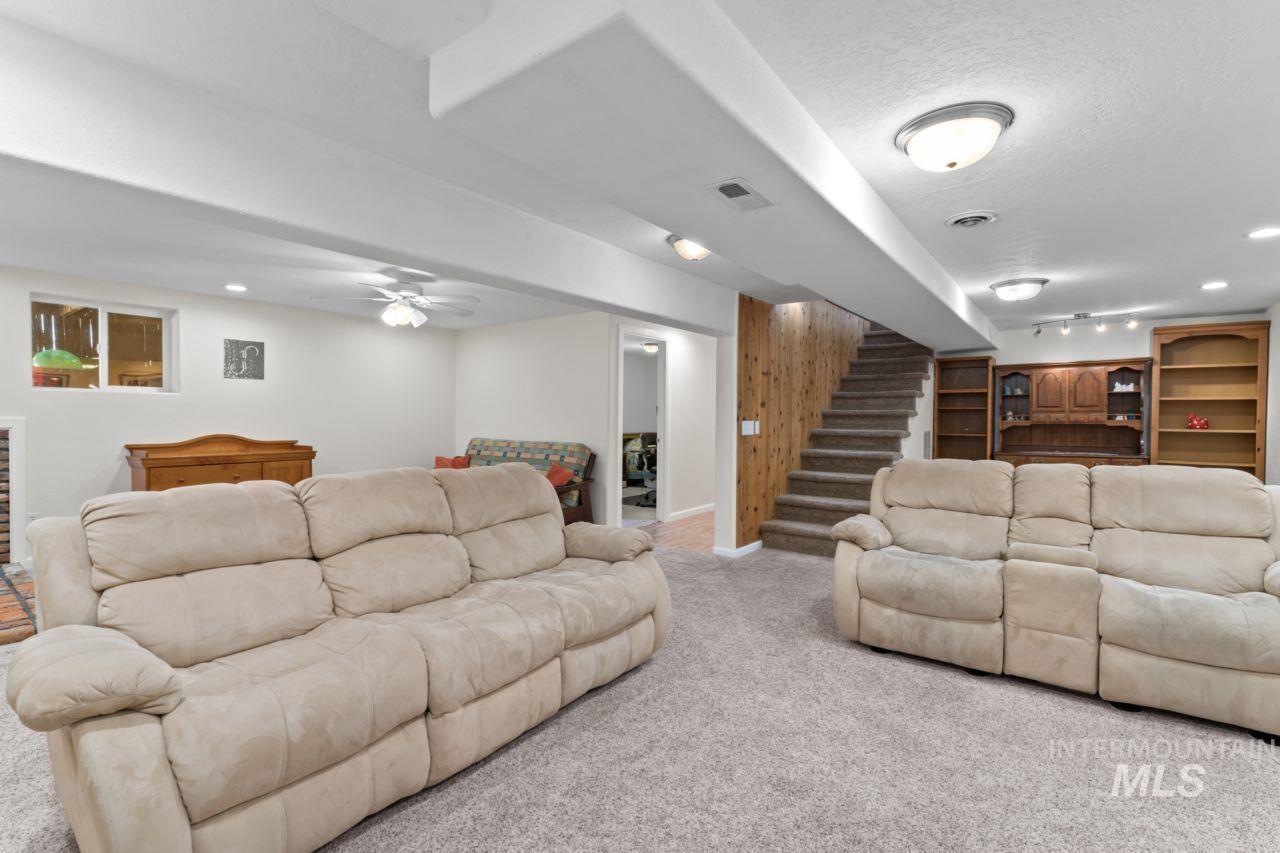 12247 Moss Lane Property Photo 22