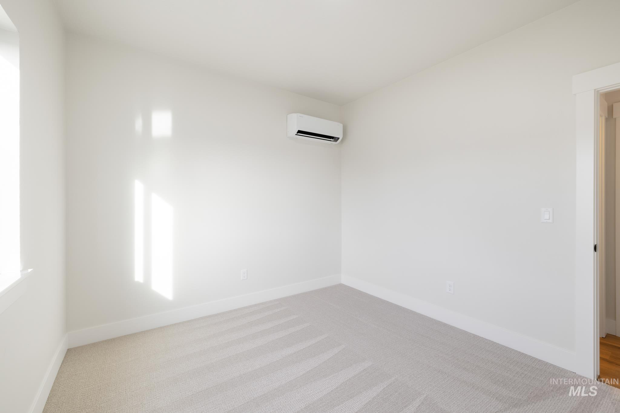 1530 Trail Way Property Photo 18