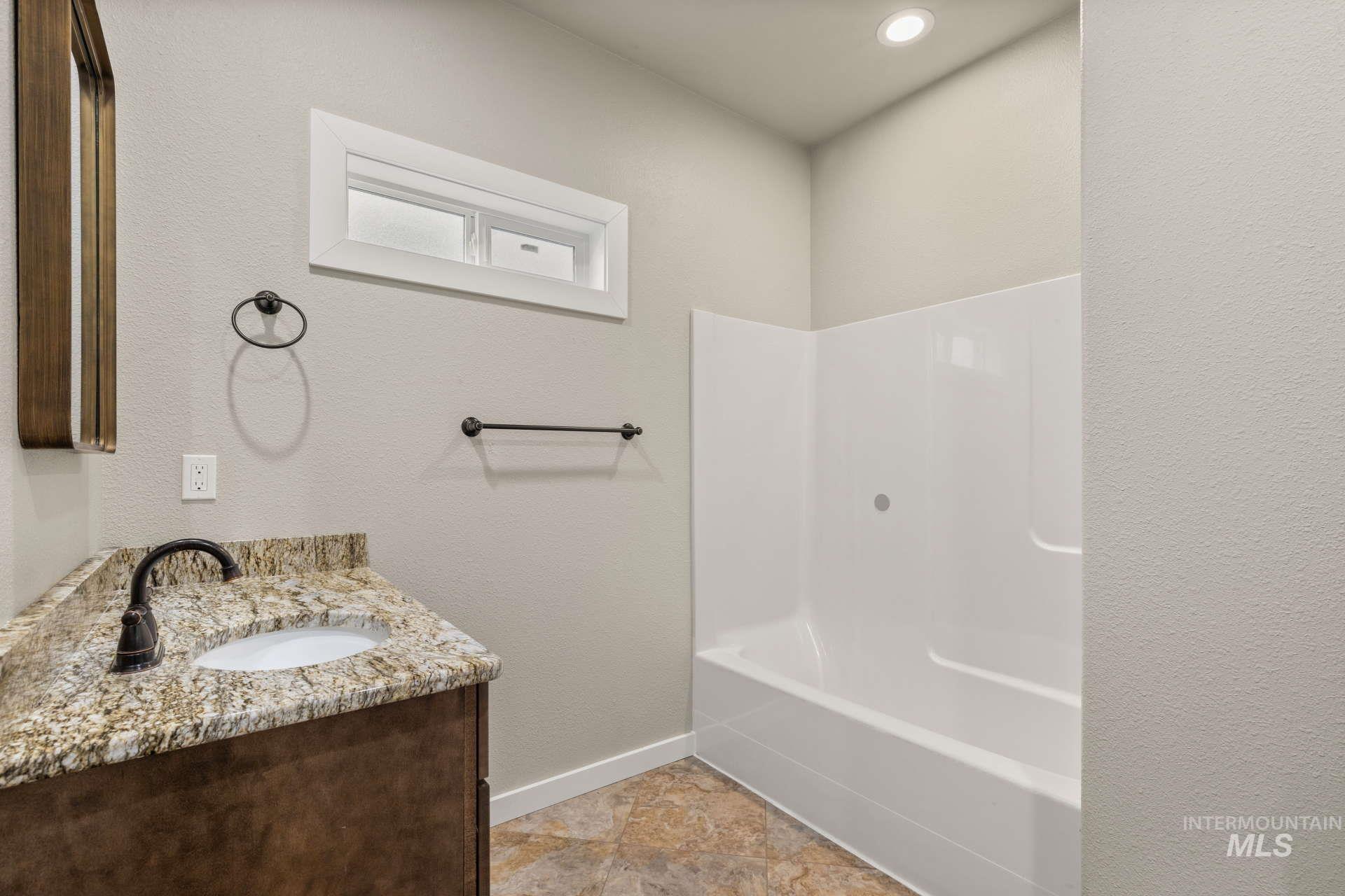 3220 Hidden Valley Loop Property Photo 15