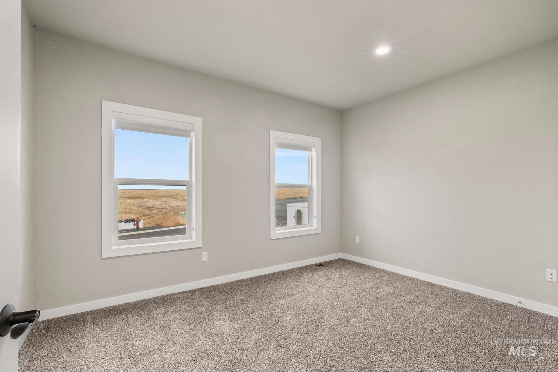 3220 Hidden Valley Loop Property Photo 17