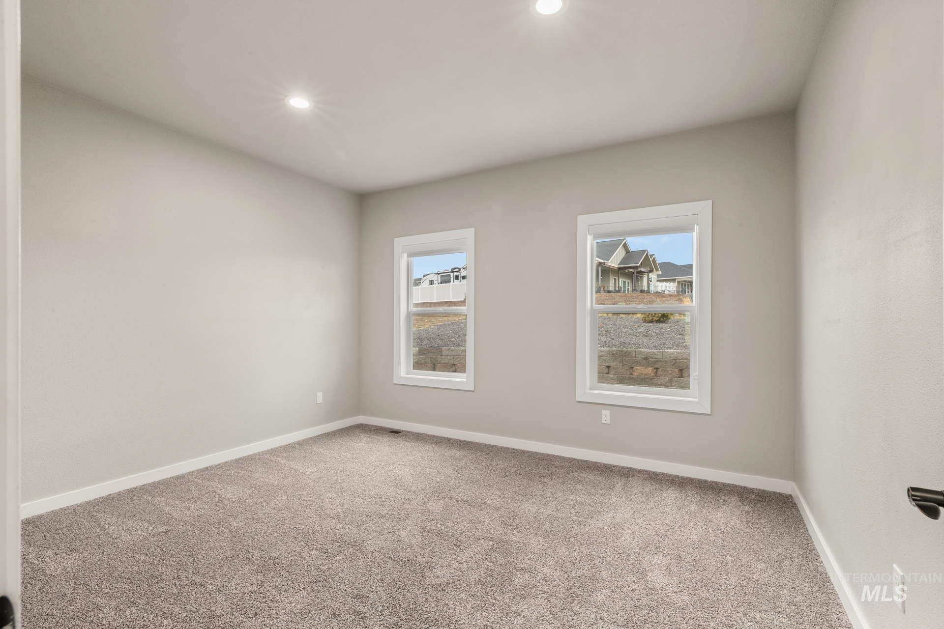 3220 Hidden Valley Loop Property Photo 20