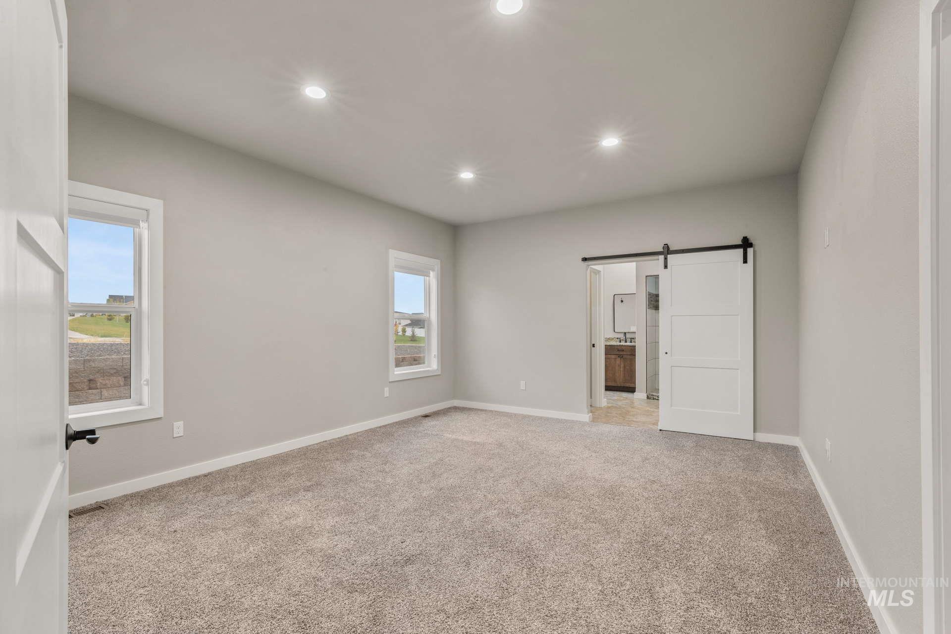 3220 Hidden Valley Loop Property Photo 24